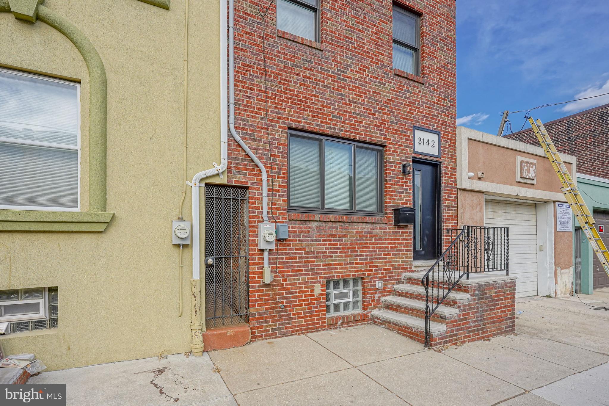PORT RICHMOND - Residential