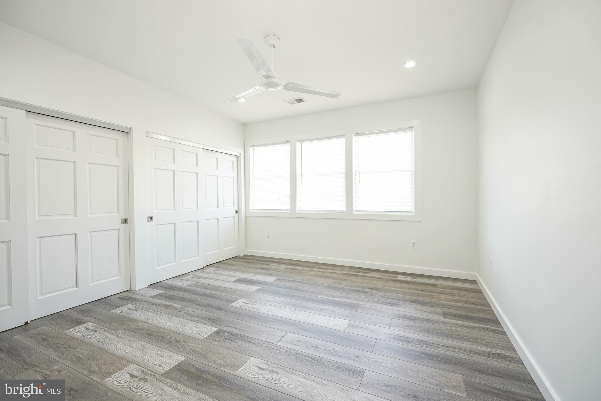 PORT RICHMOND - Residential