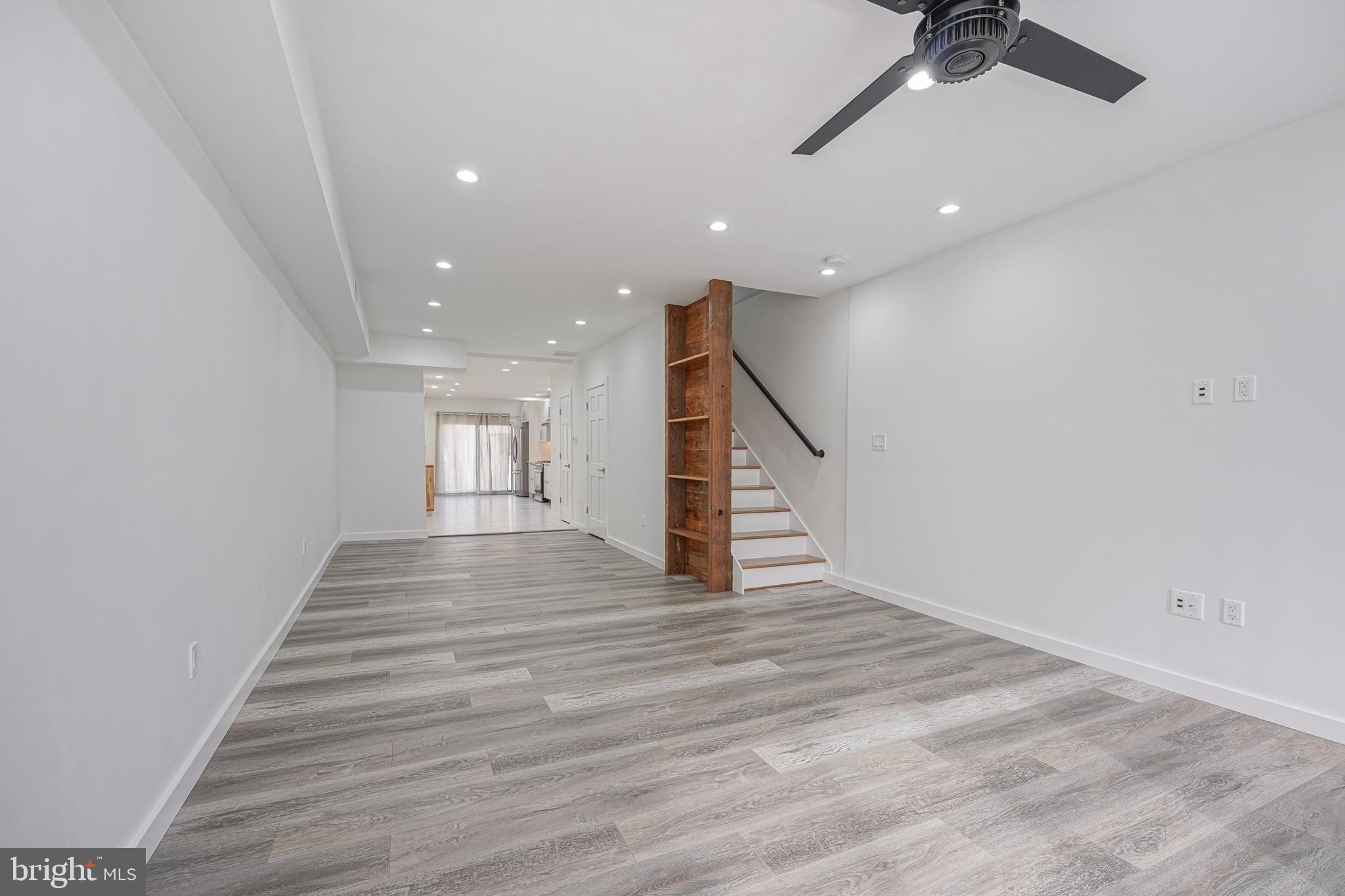 PORT RICHMOND - Residential
