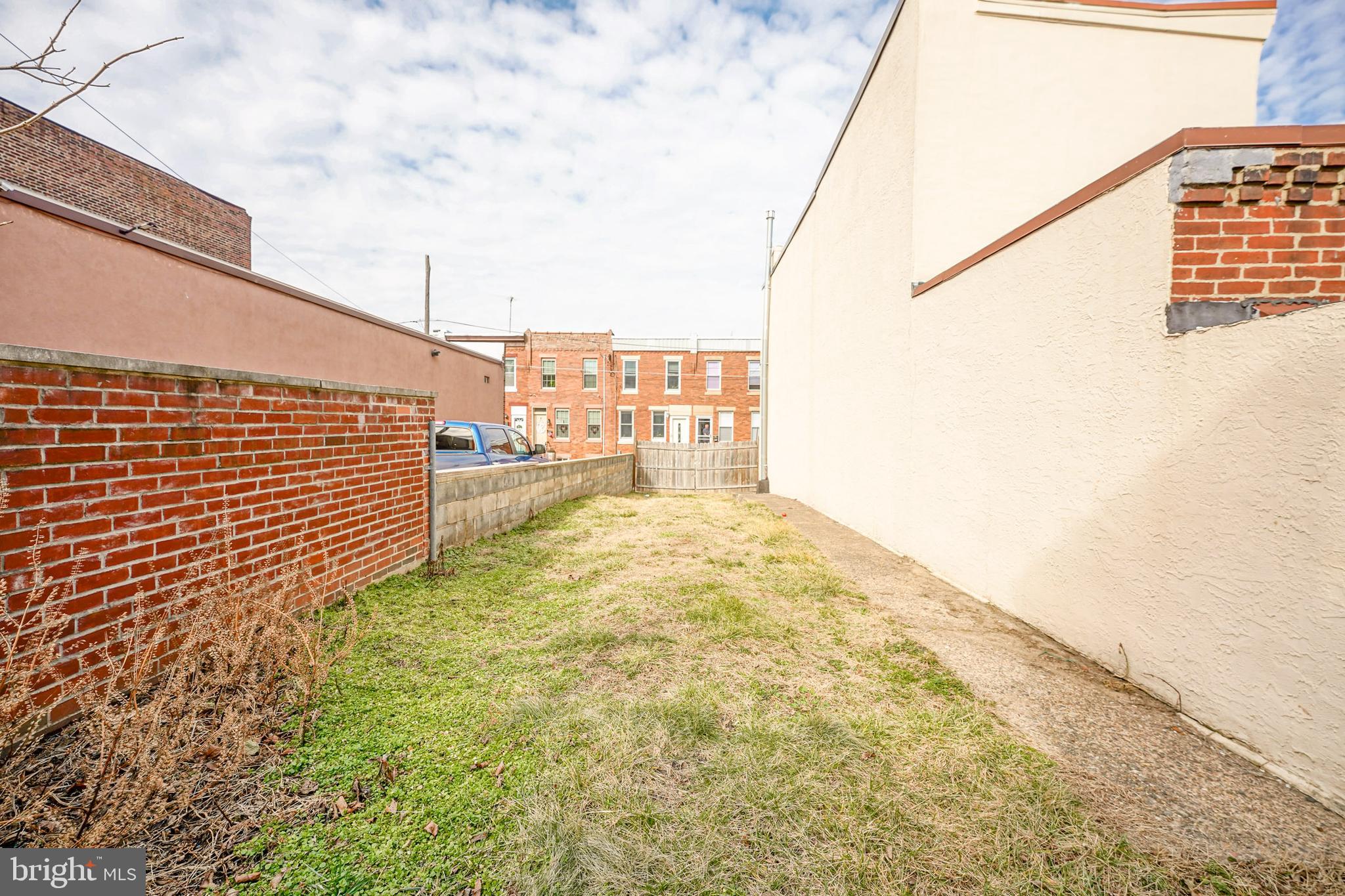 PORT RICHMOND - Residential