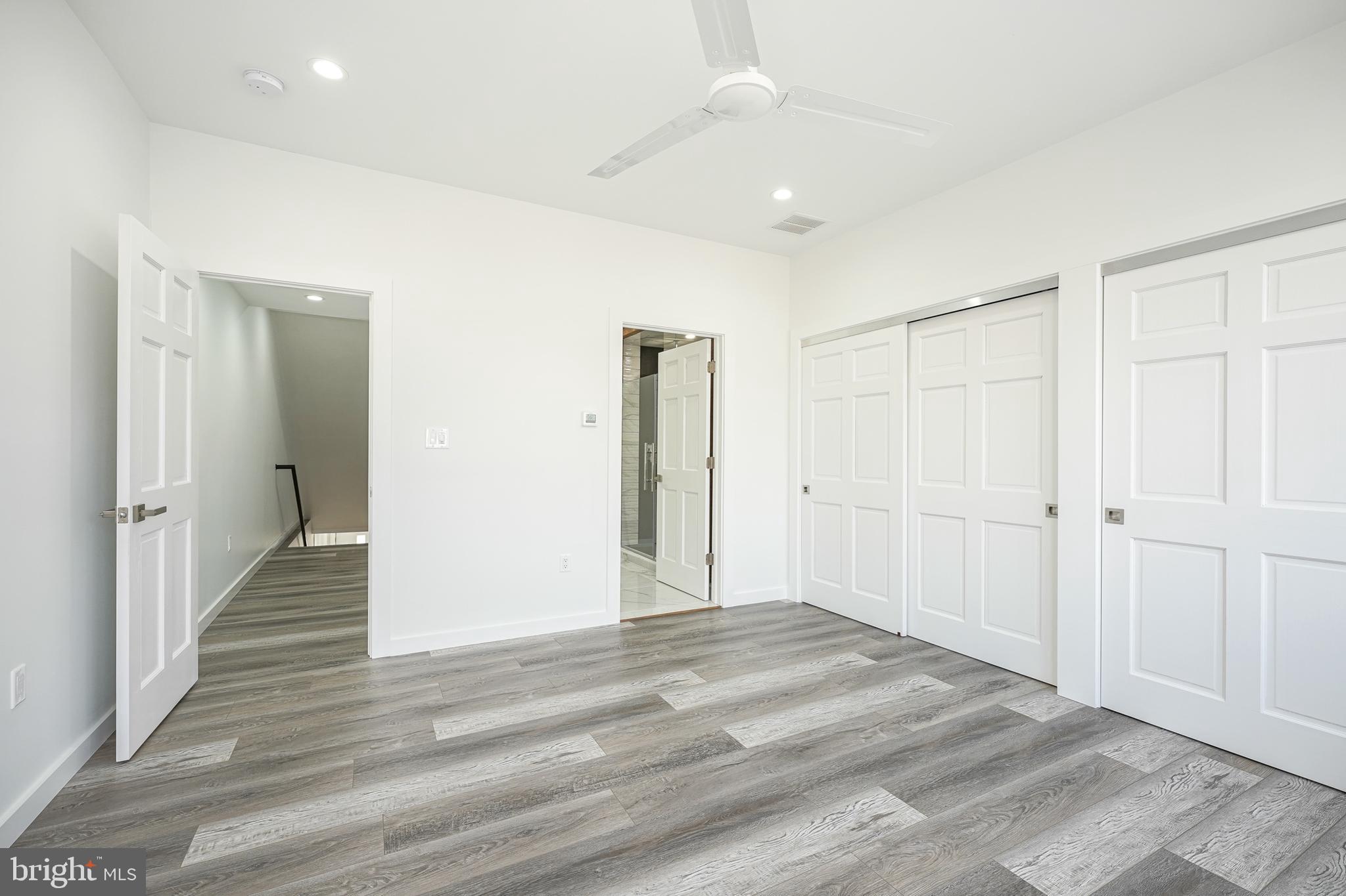 PORT RICHMOND - Residential