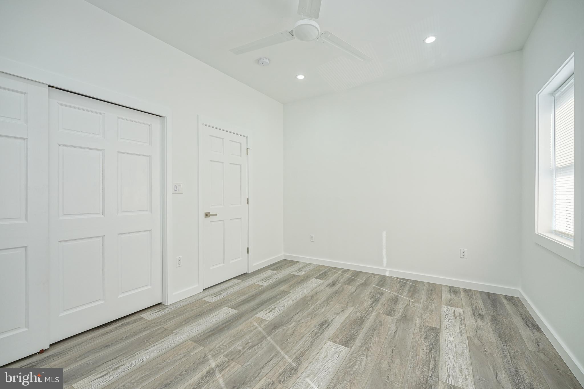 PORT RICHMOND - Residential