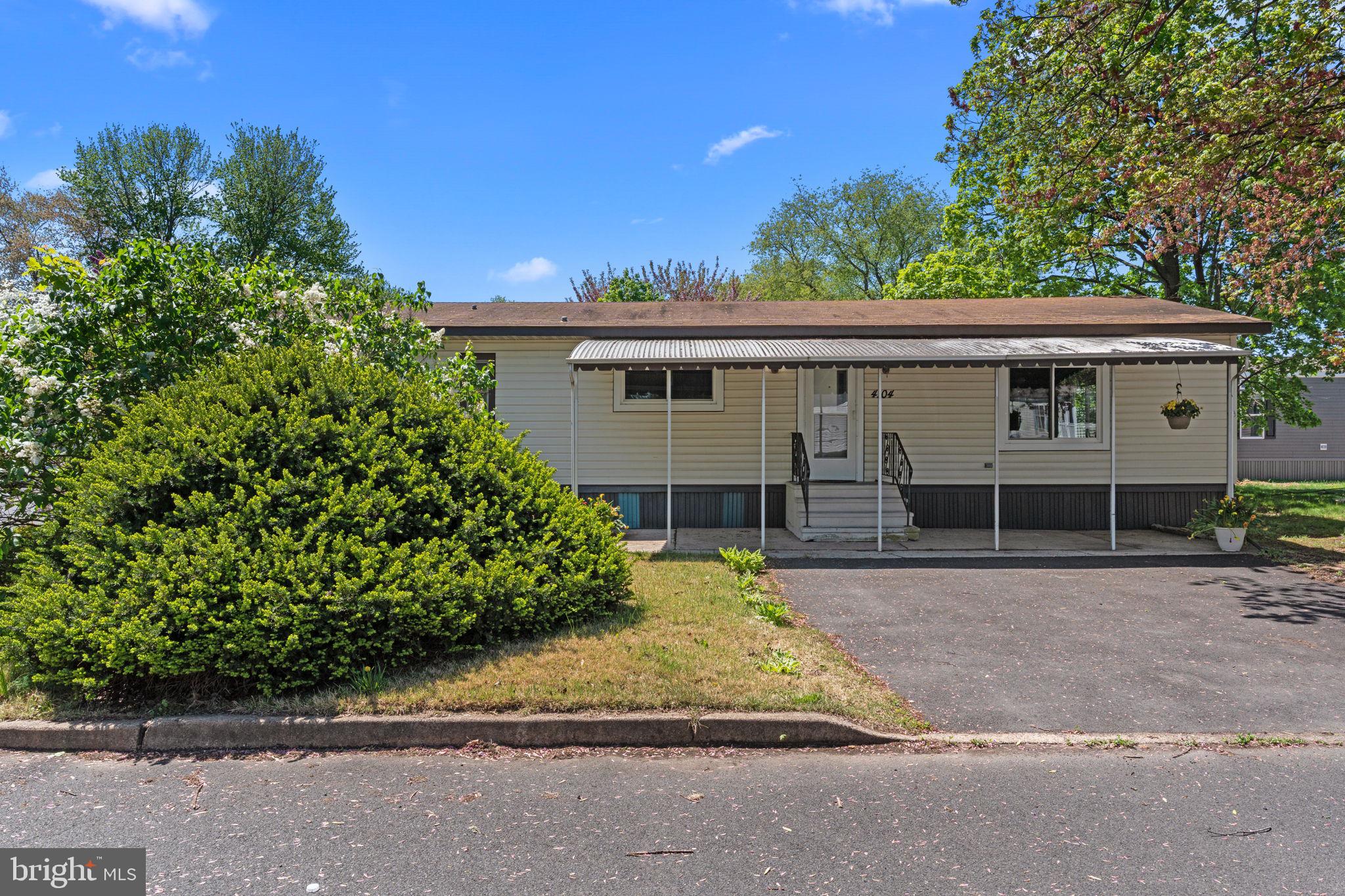 PENNWOOD CROSSING - Residential