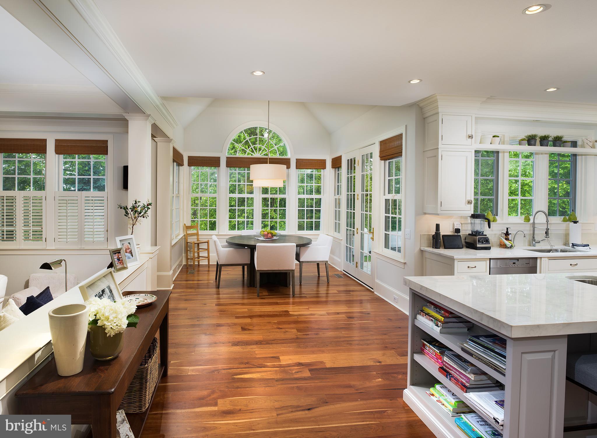 APPLEBROOK - Residential