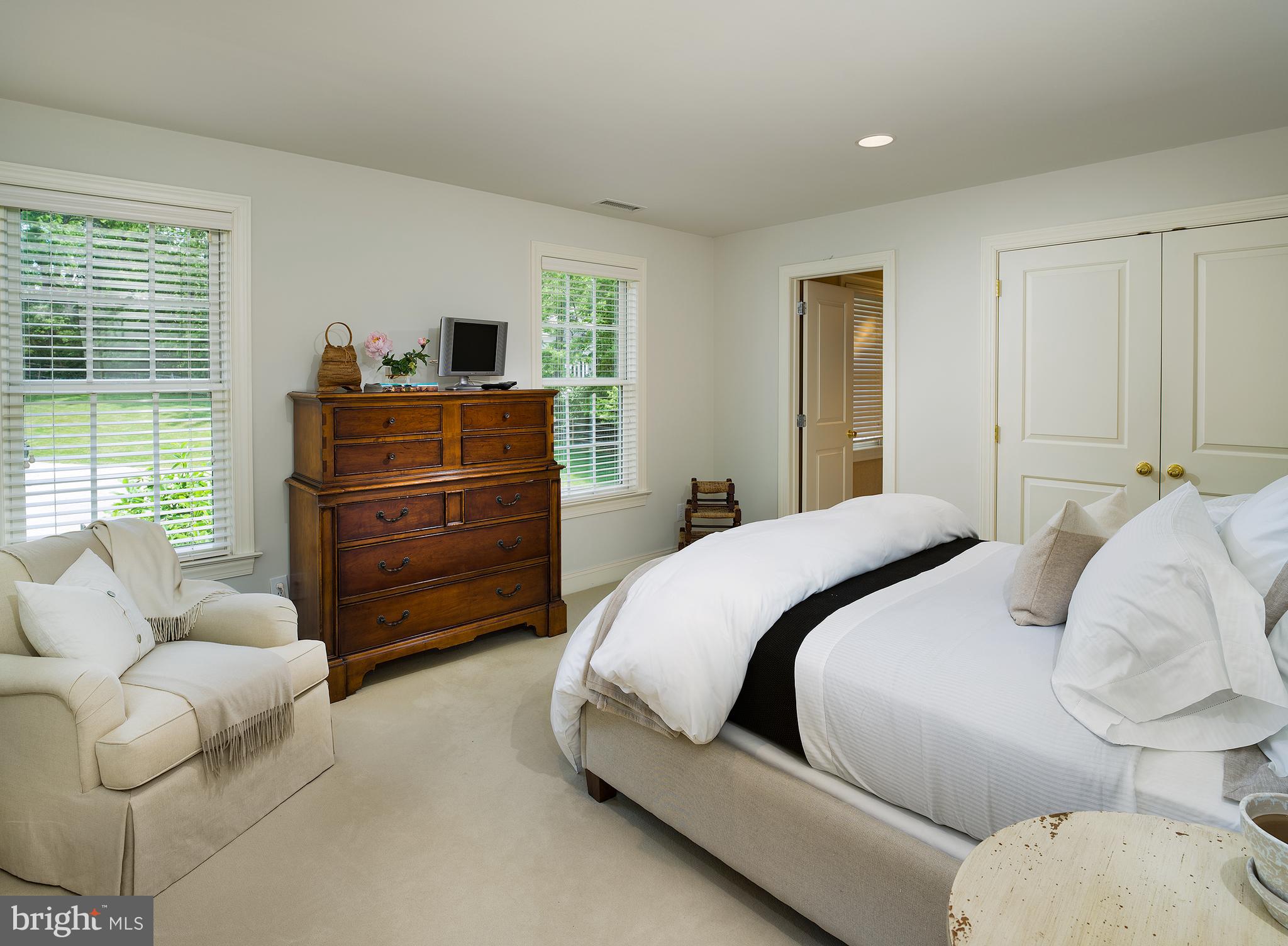 APPLEBROOK - Residential