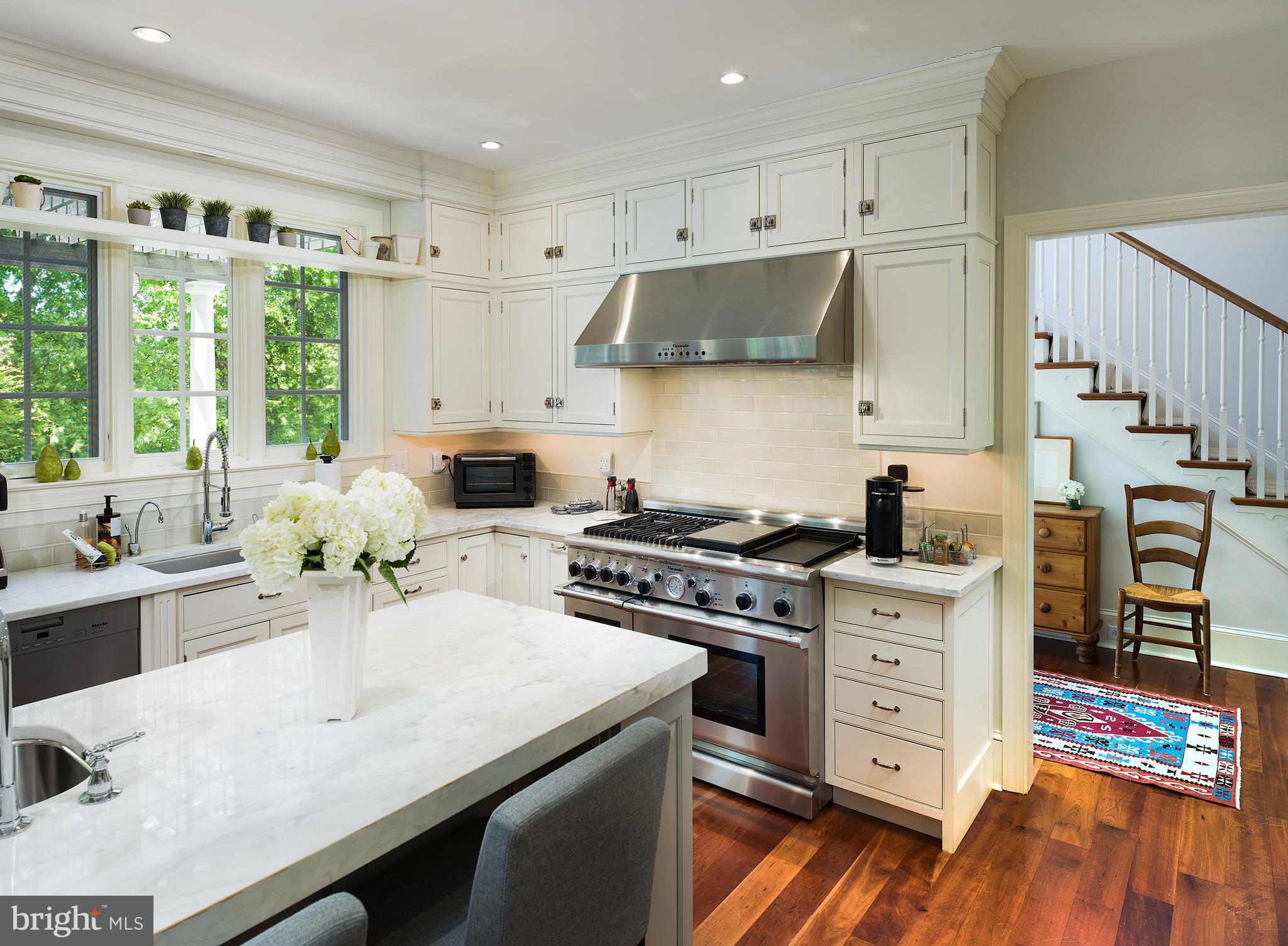 APPLEBROOK - Residential