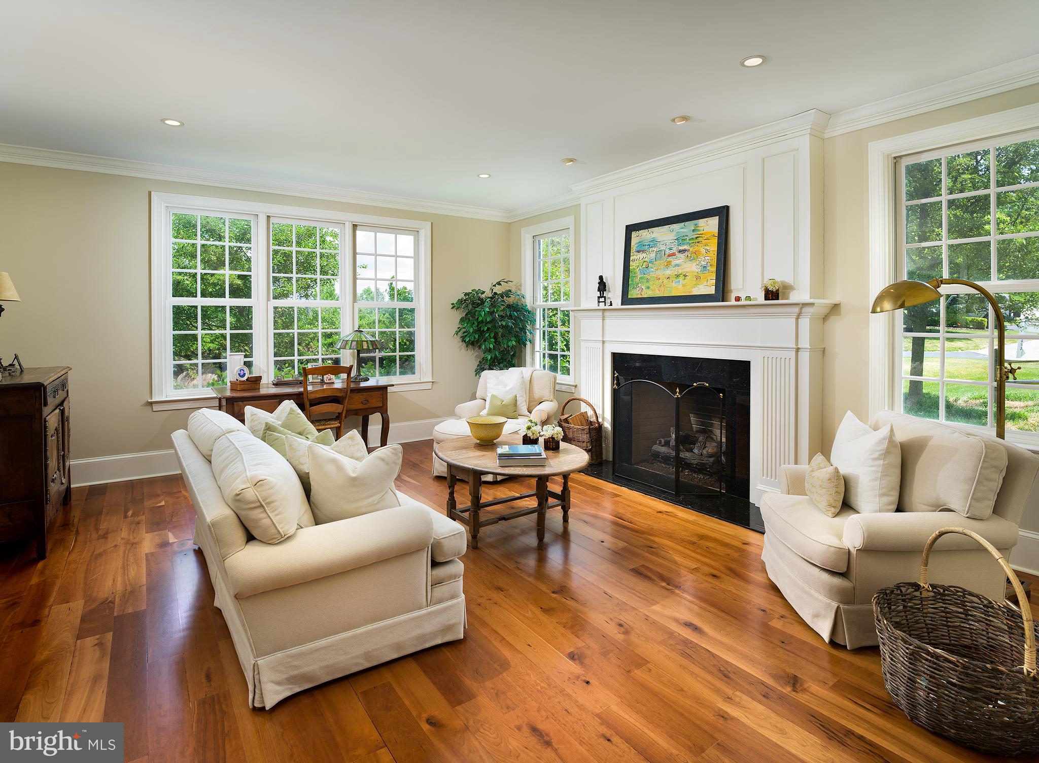 APPLEBROOK - Residential