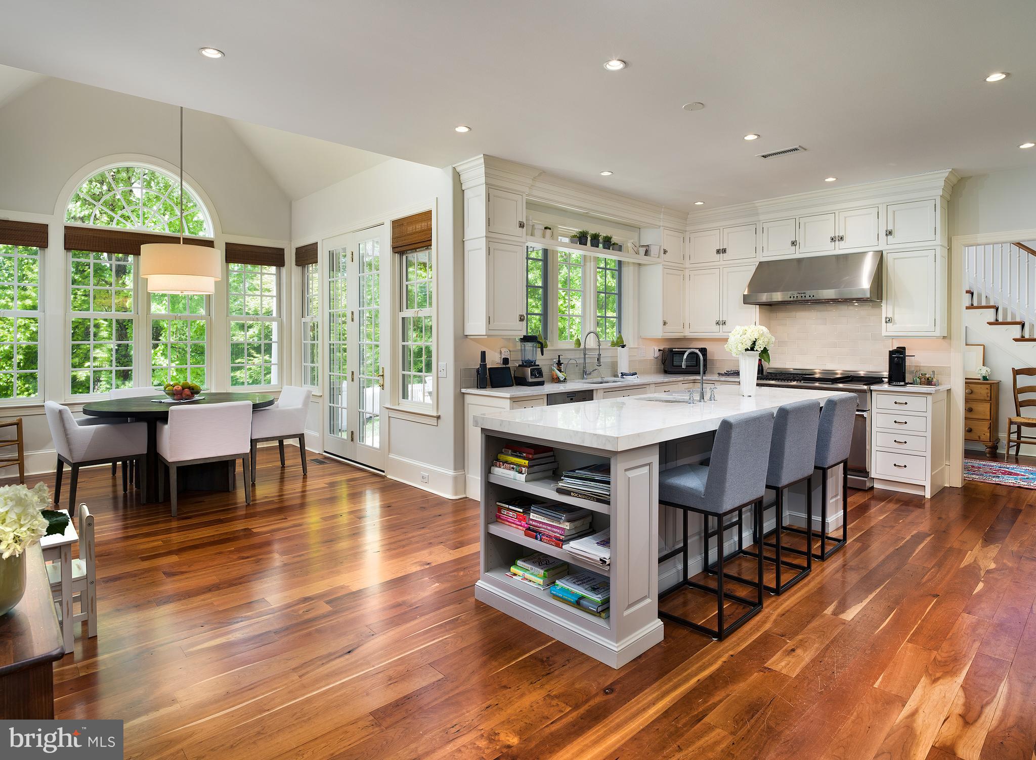 APPLEBROOK - Residential