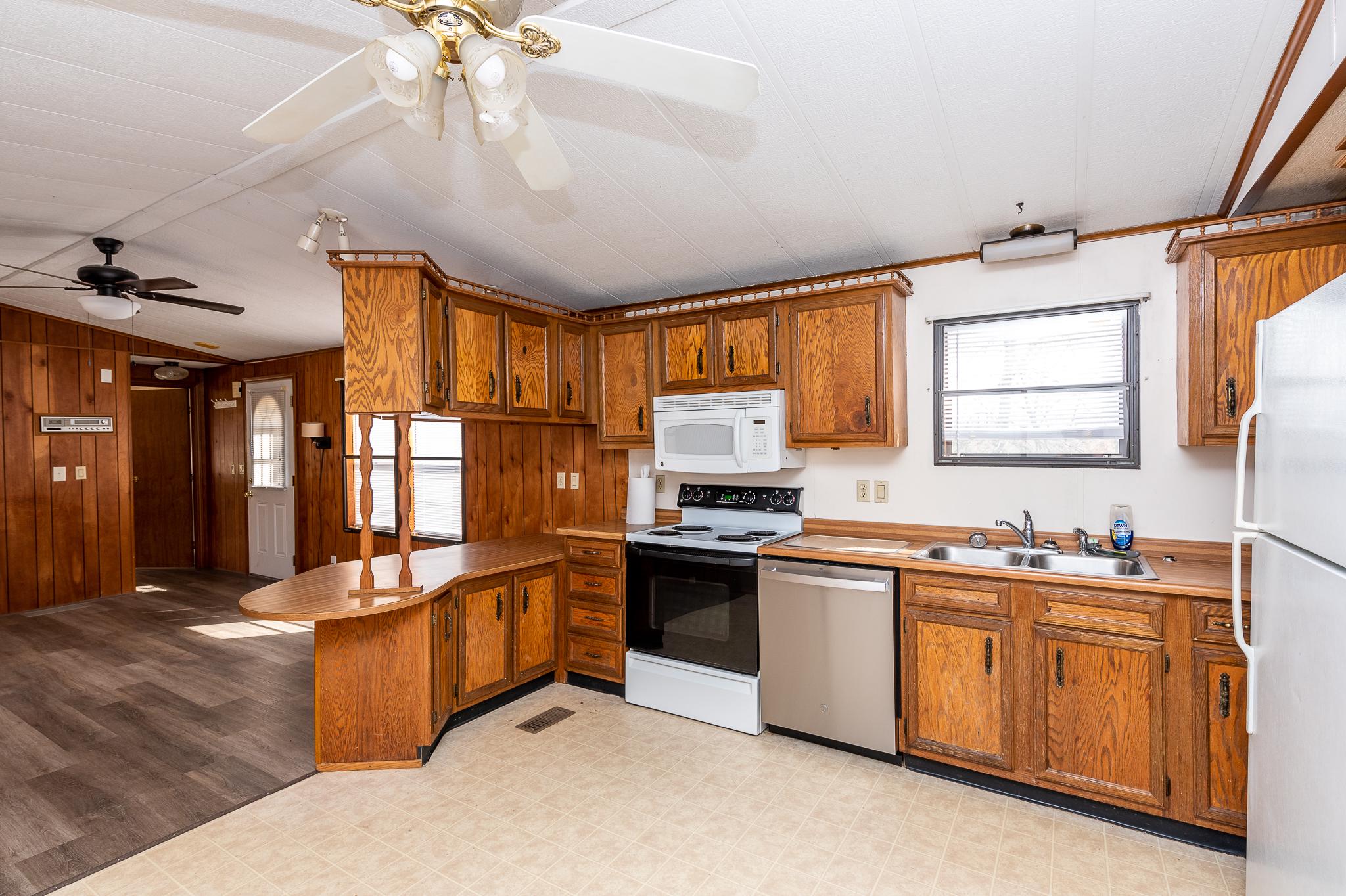 GOLLER HILLS - Residential