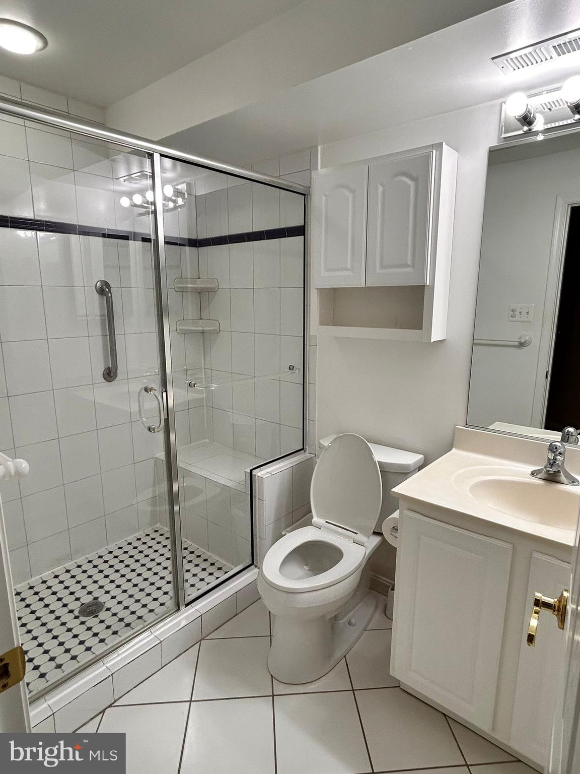 KING FARM WATKINS POND - Residential Lease