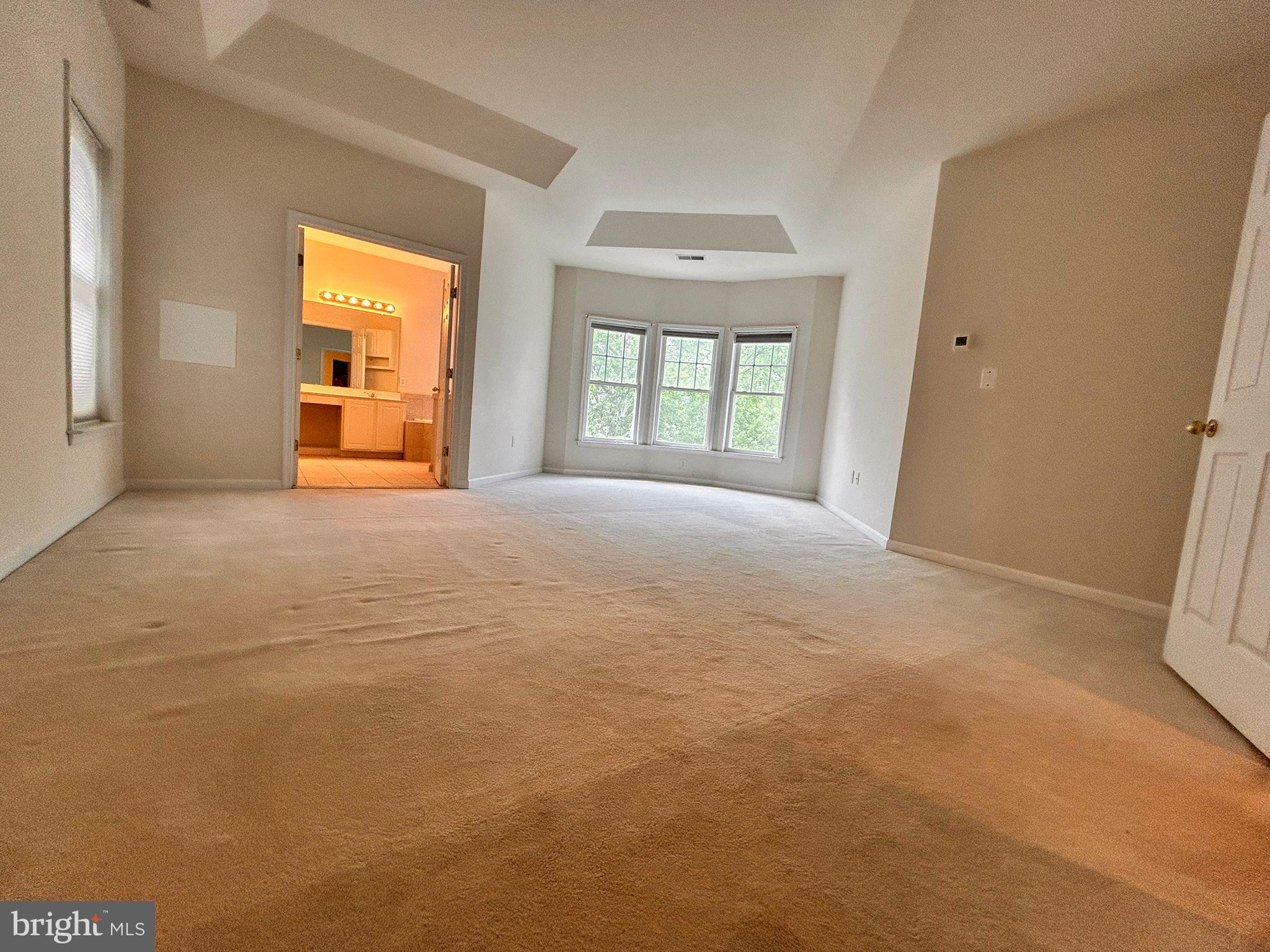 KING FARM WATKINS POND - Residential Lease