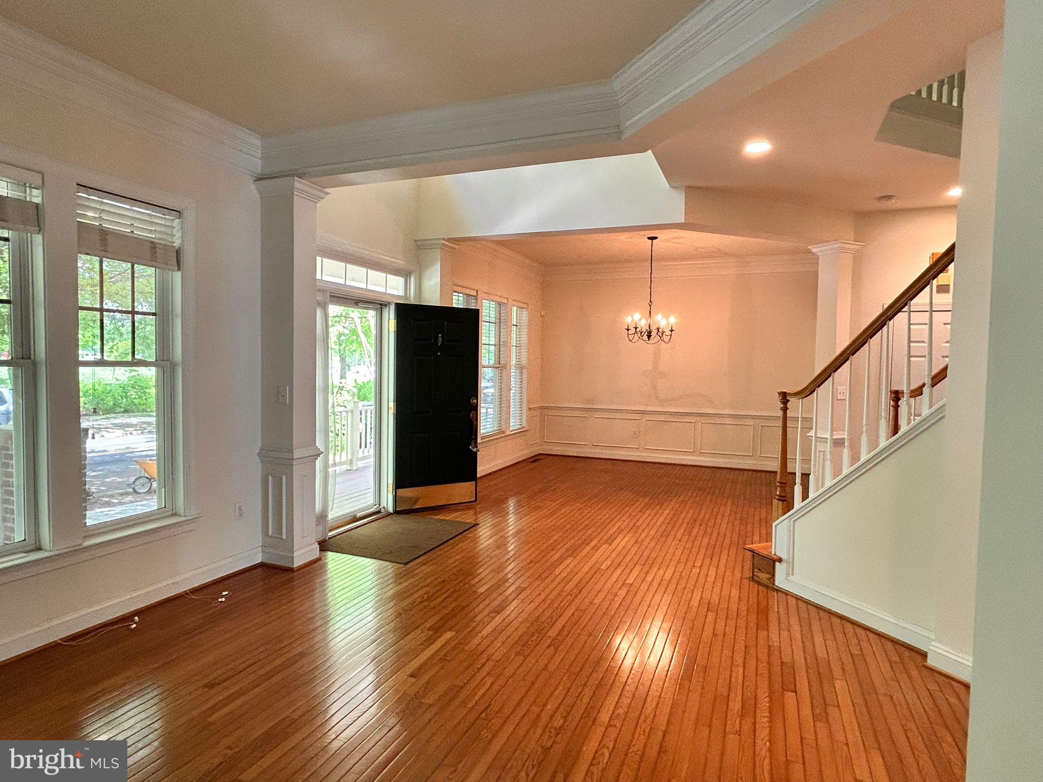 KING FARM WATKINS POND - Residential Lease