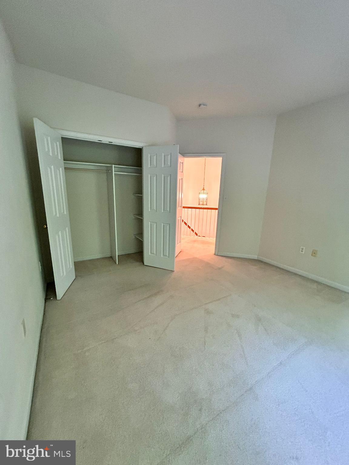 KING FARM WATKINS POND - Residential Lease