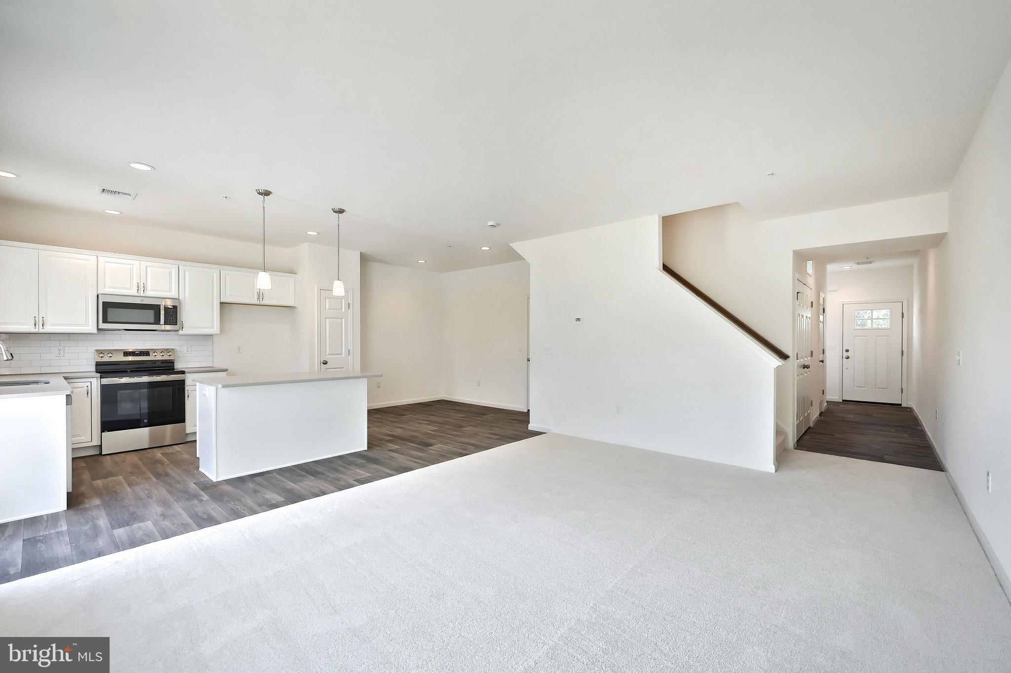 7857 BRIARWOOD DRIVE