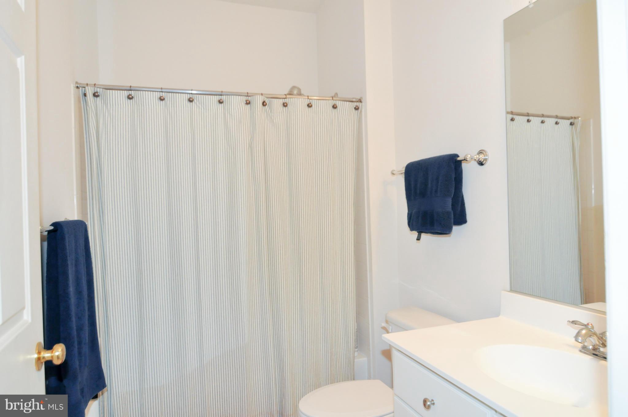 ILCHESTER OAKS - Residential Lease