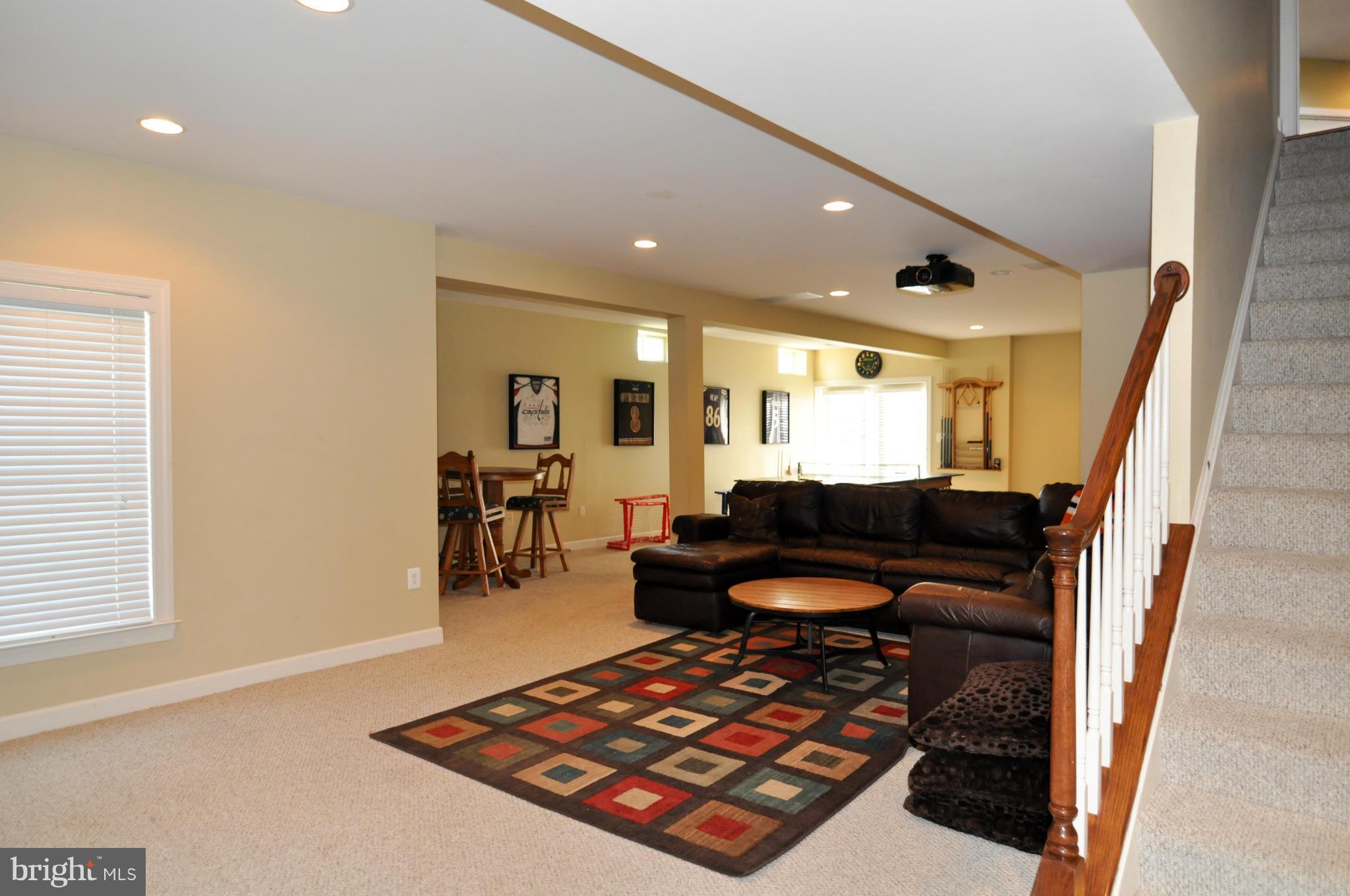 ILCHESTER OAKS - Residential Lease