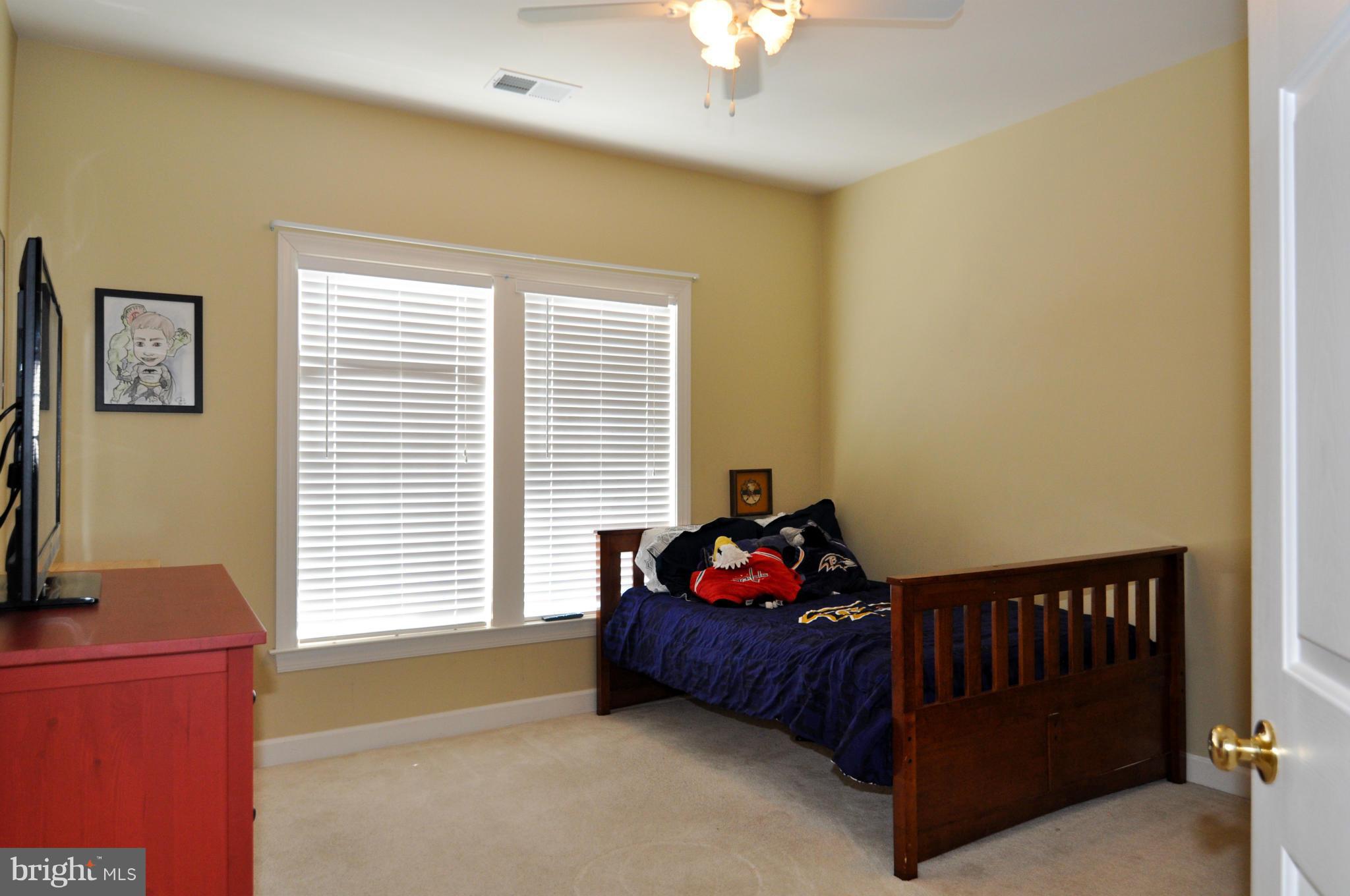 ILCHESTER OAKS - Residential Lease