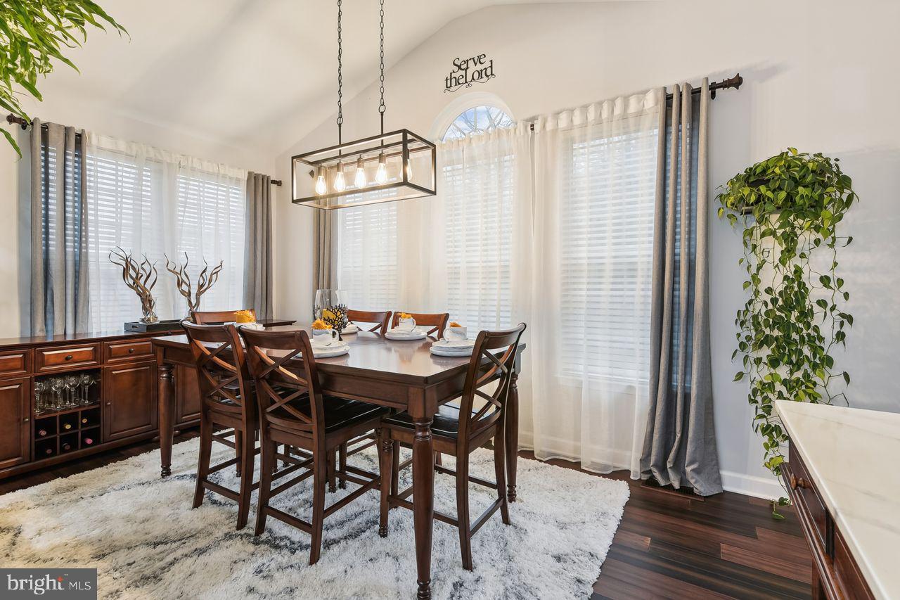 EAGLES REST - Residential