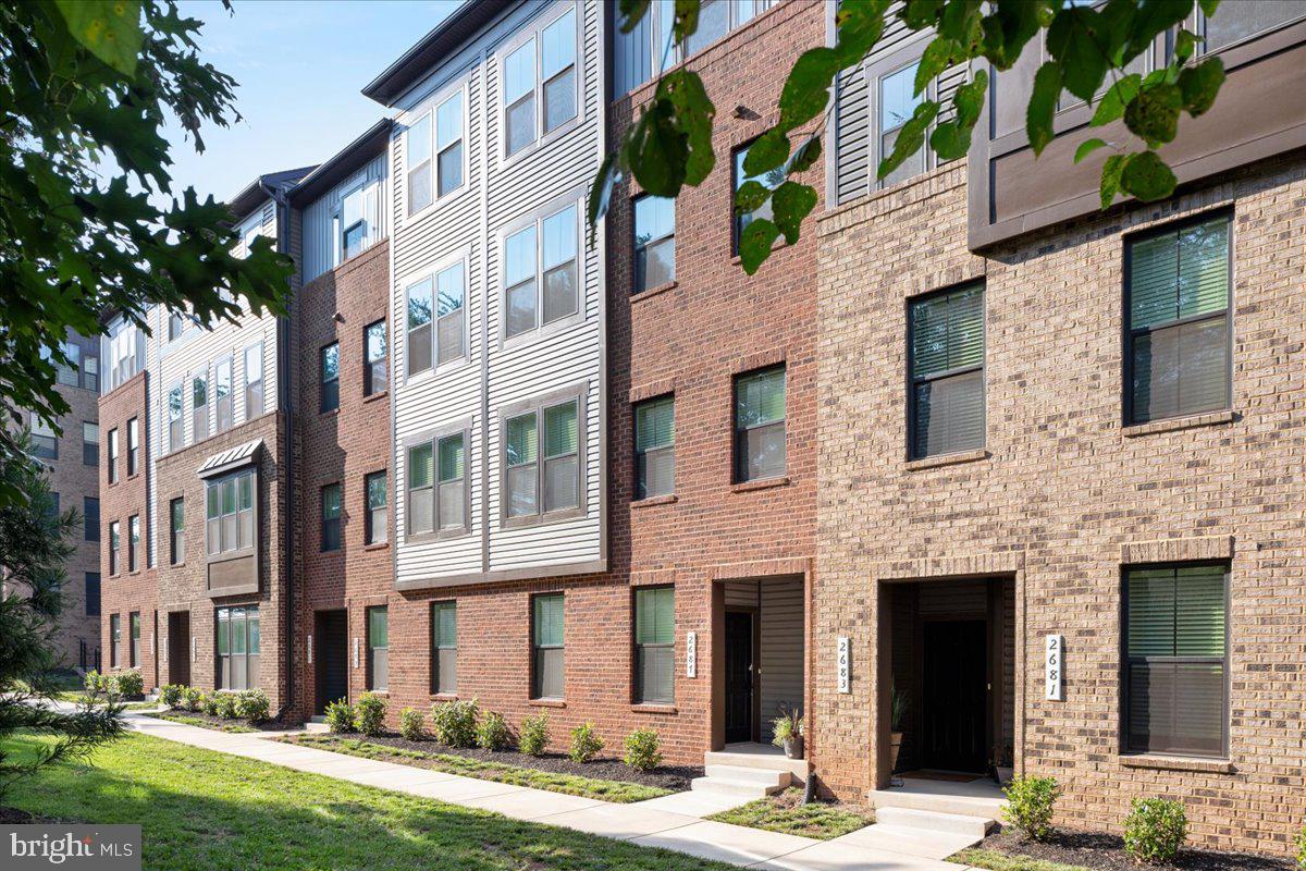 FOSTER'S GLEN - Residential