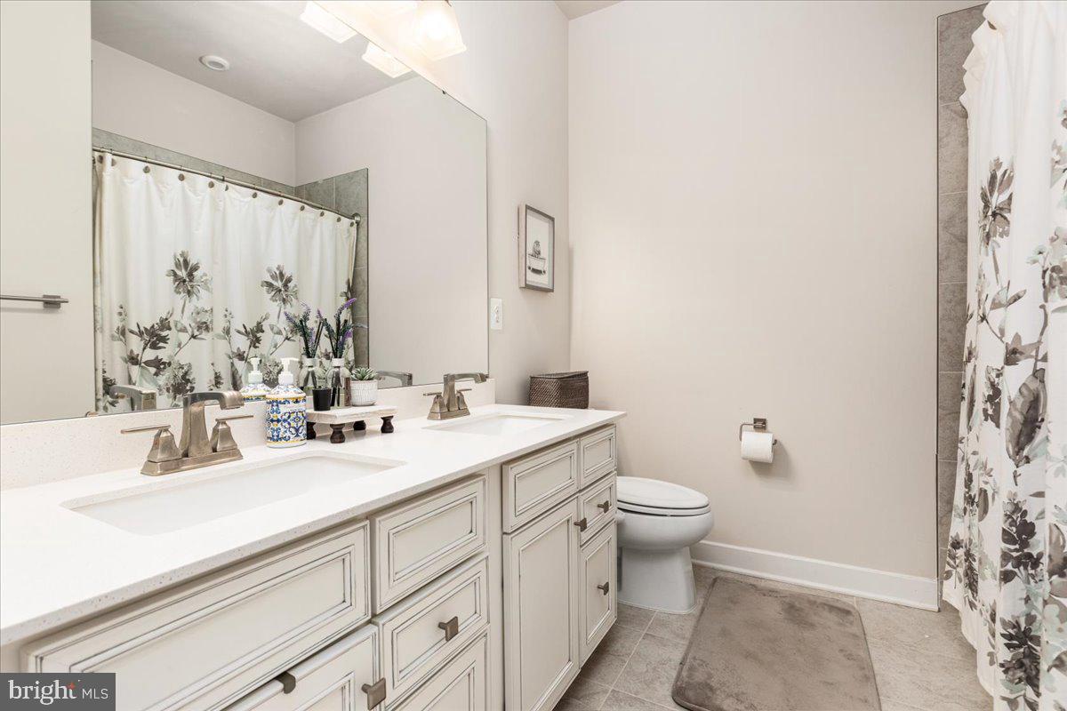 FOSTER'S GLEN - Residential