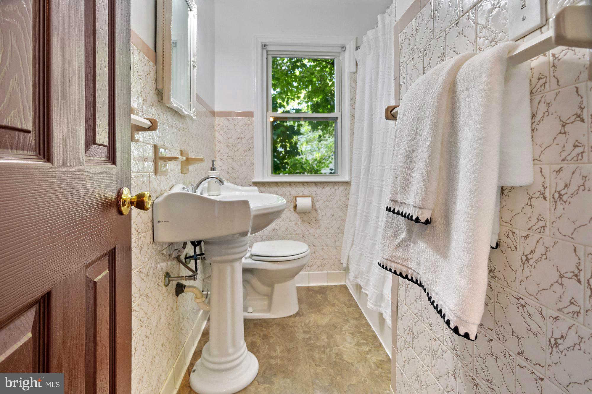 ABERDEEN HILLS - Residential