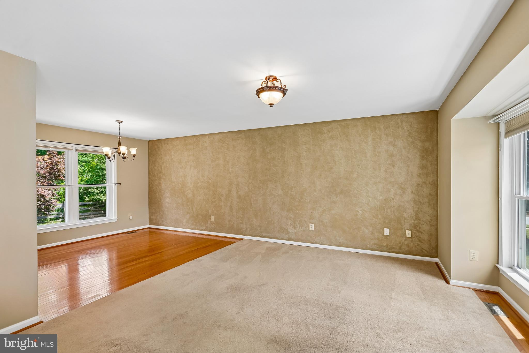 15204 GENERAL STEVENS COURT
