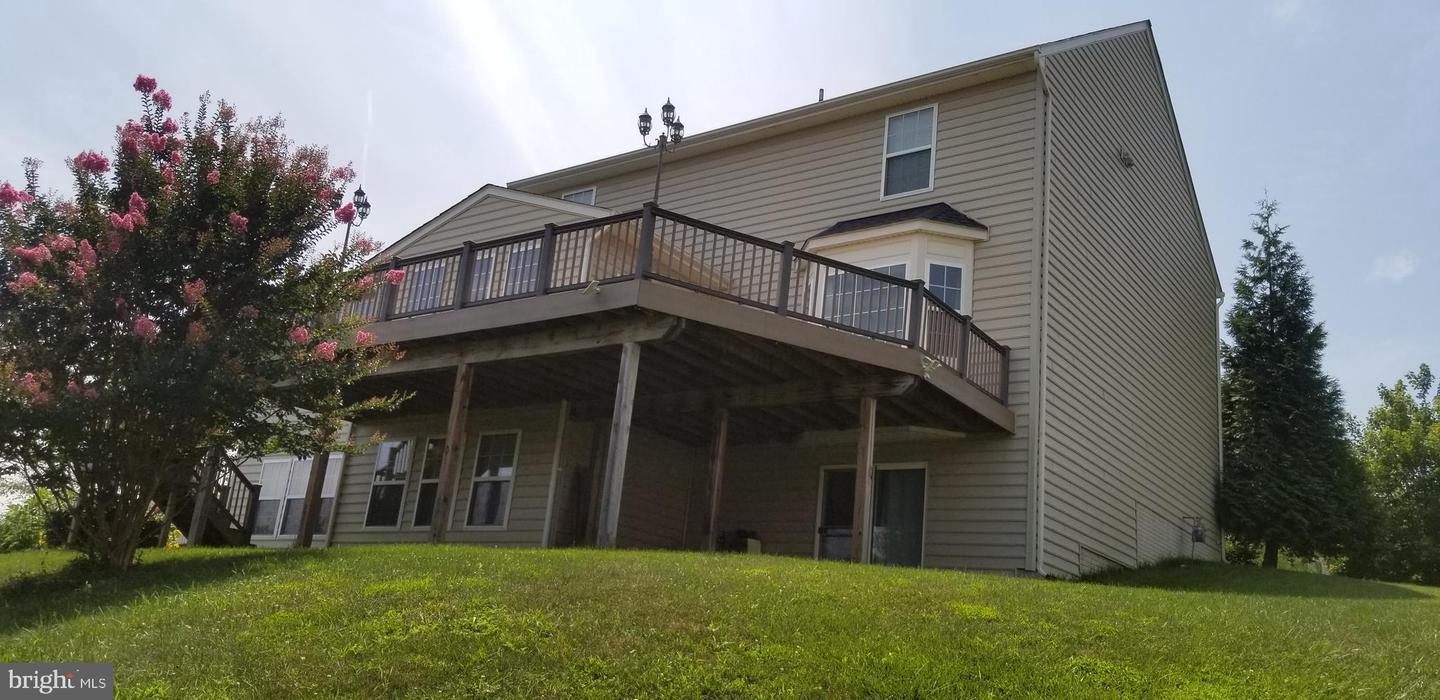 2409 BARRETT COURT
