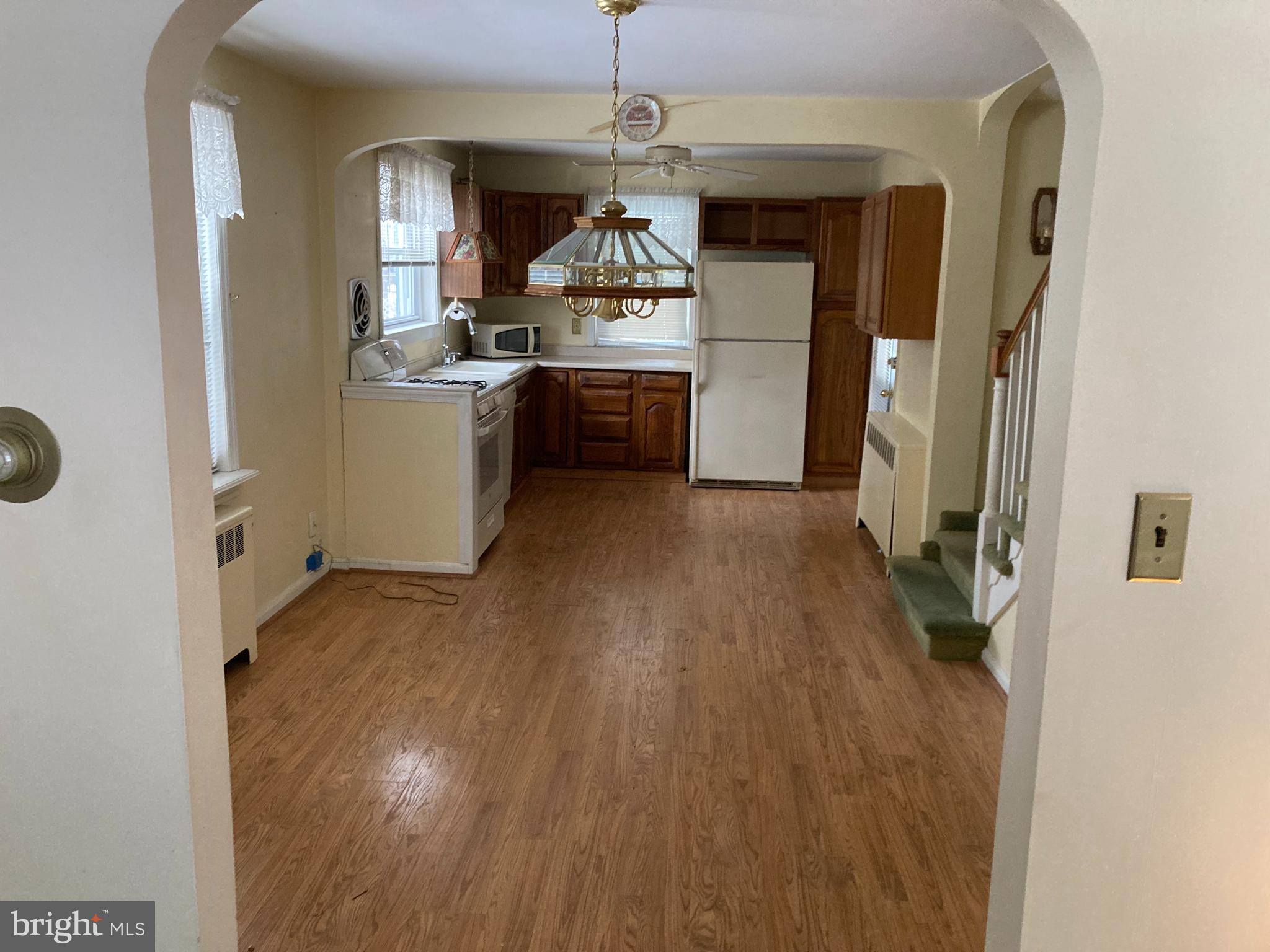 FOX CHASE - Residential