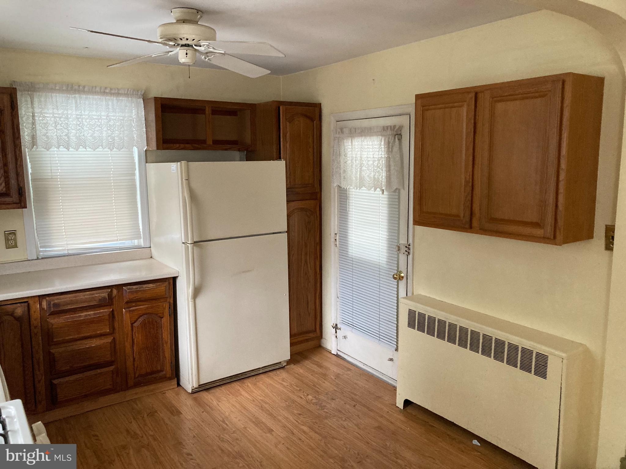 FOX CHASE - Residential