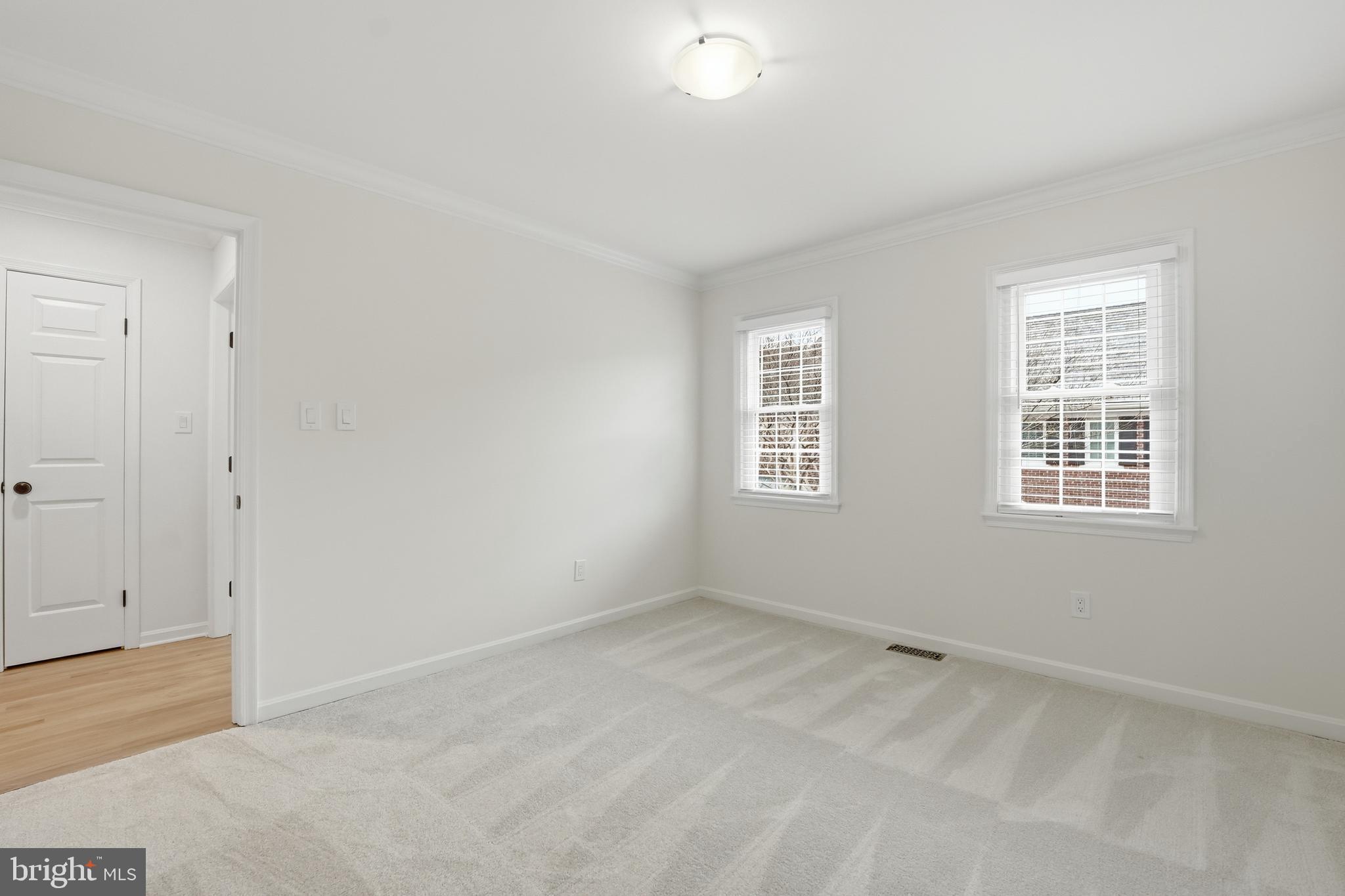 MADISON OF MCLEAN - Residential