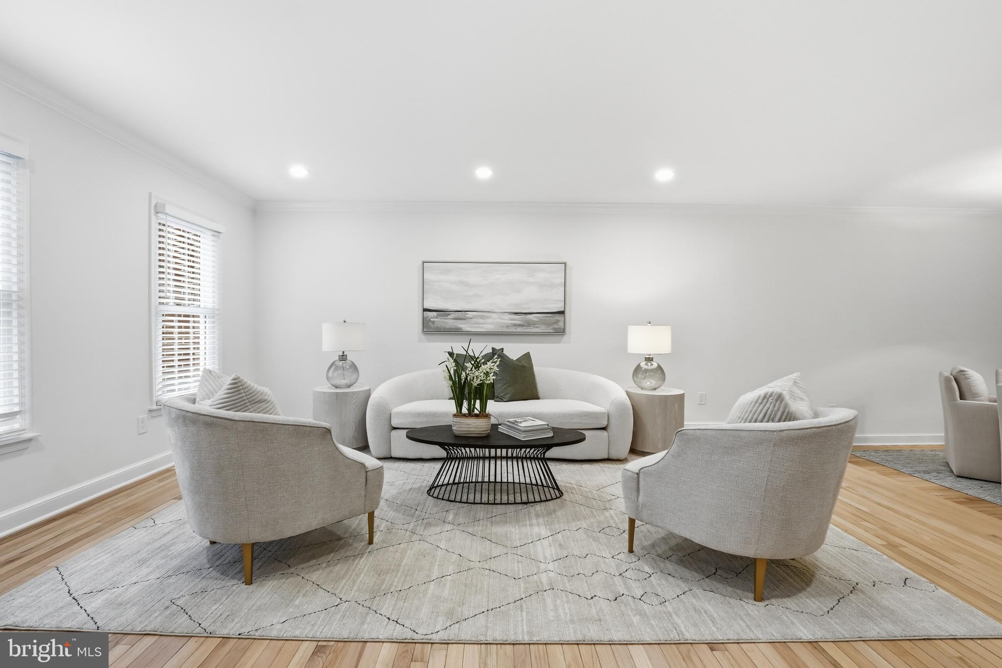 MADISON OF MCLEAN - Residential