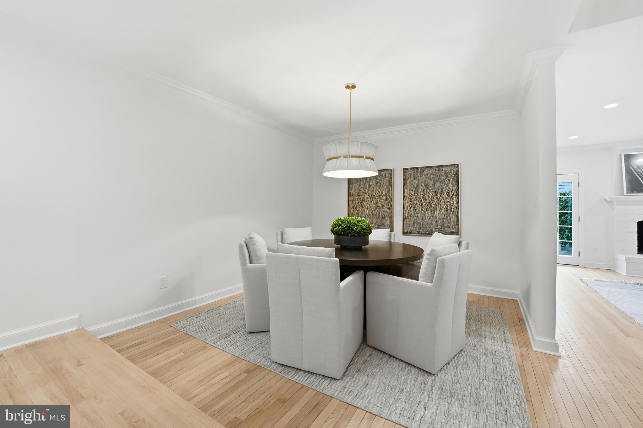 MADISON OF MCLEAN - Residential