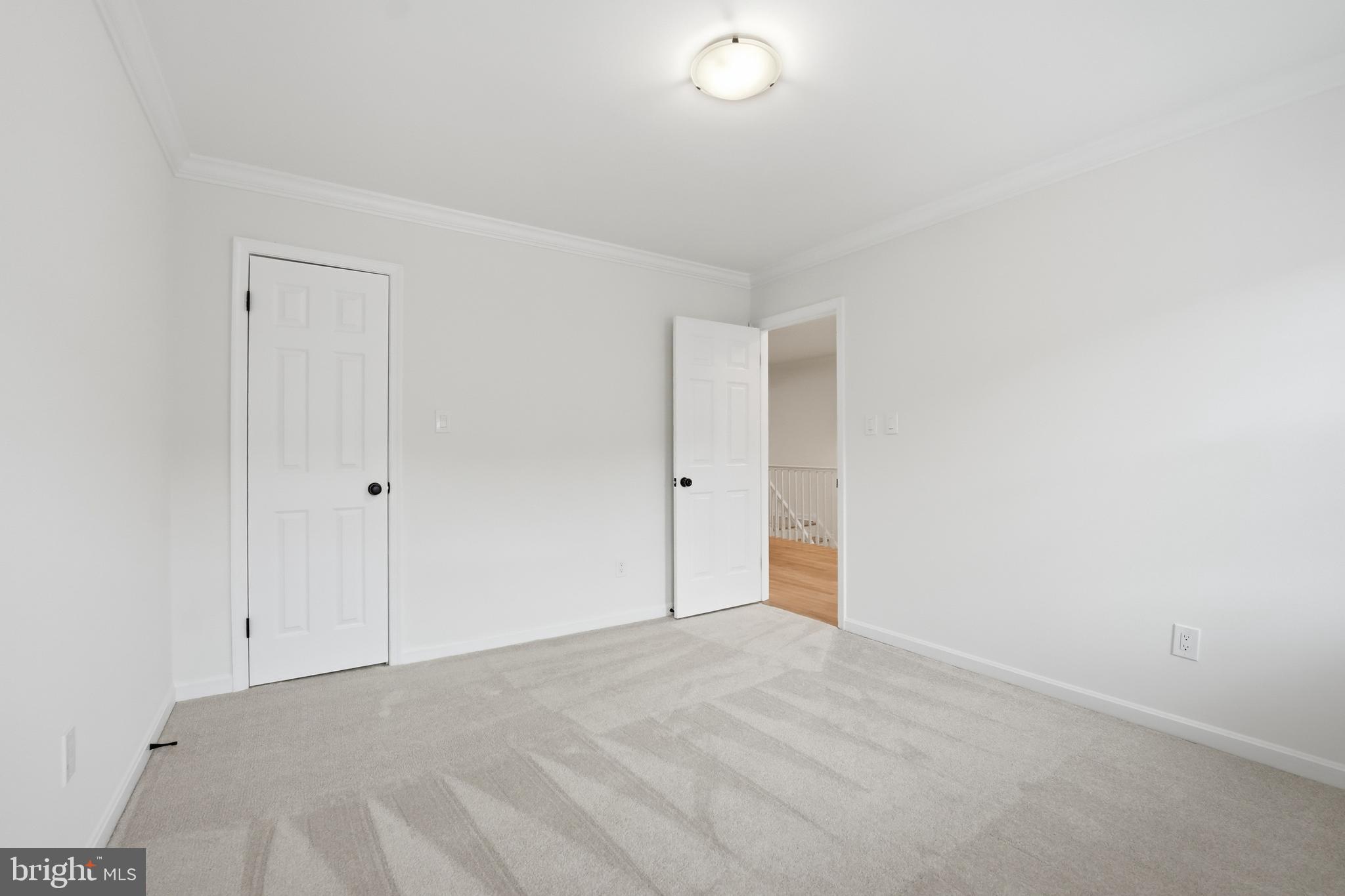 MADISON OF MCLEAN - Residential