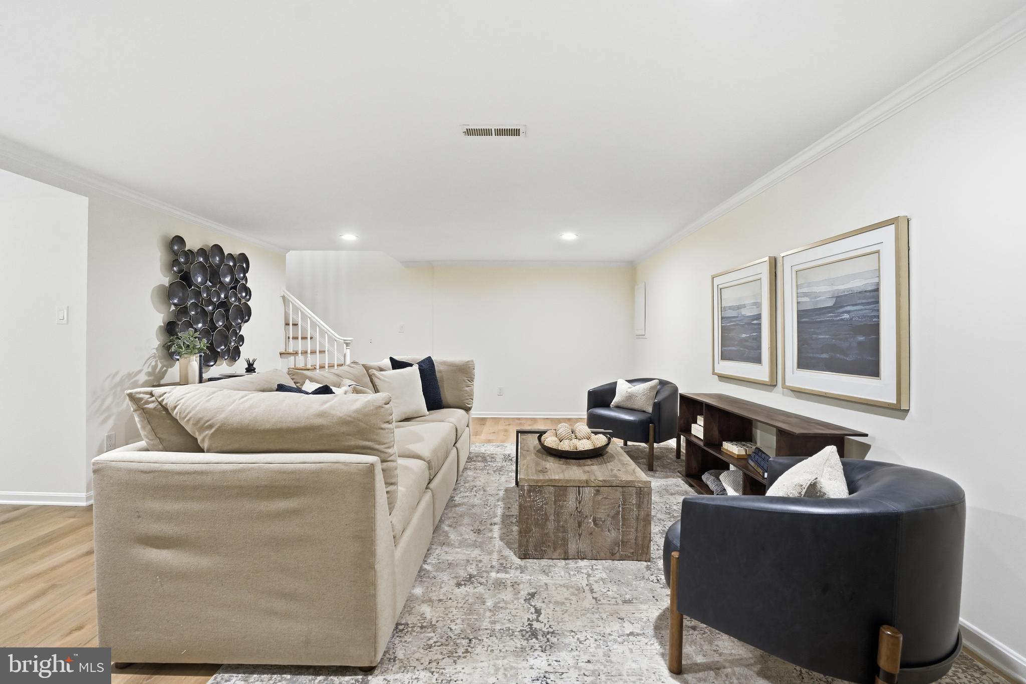 MADISON OF MCLEAN - Residential