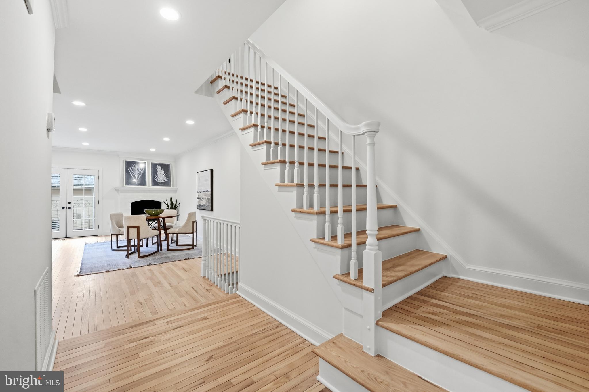 MADISON OF MCLEAN - Residential