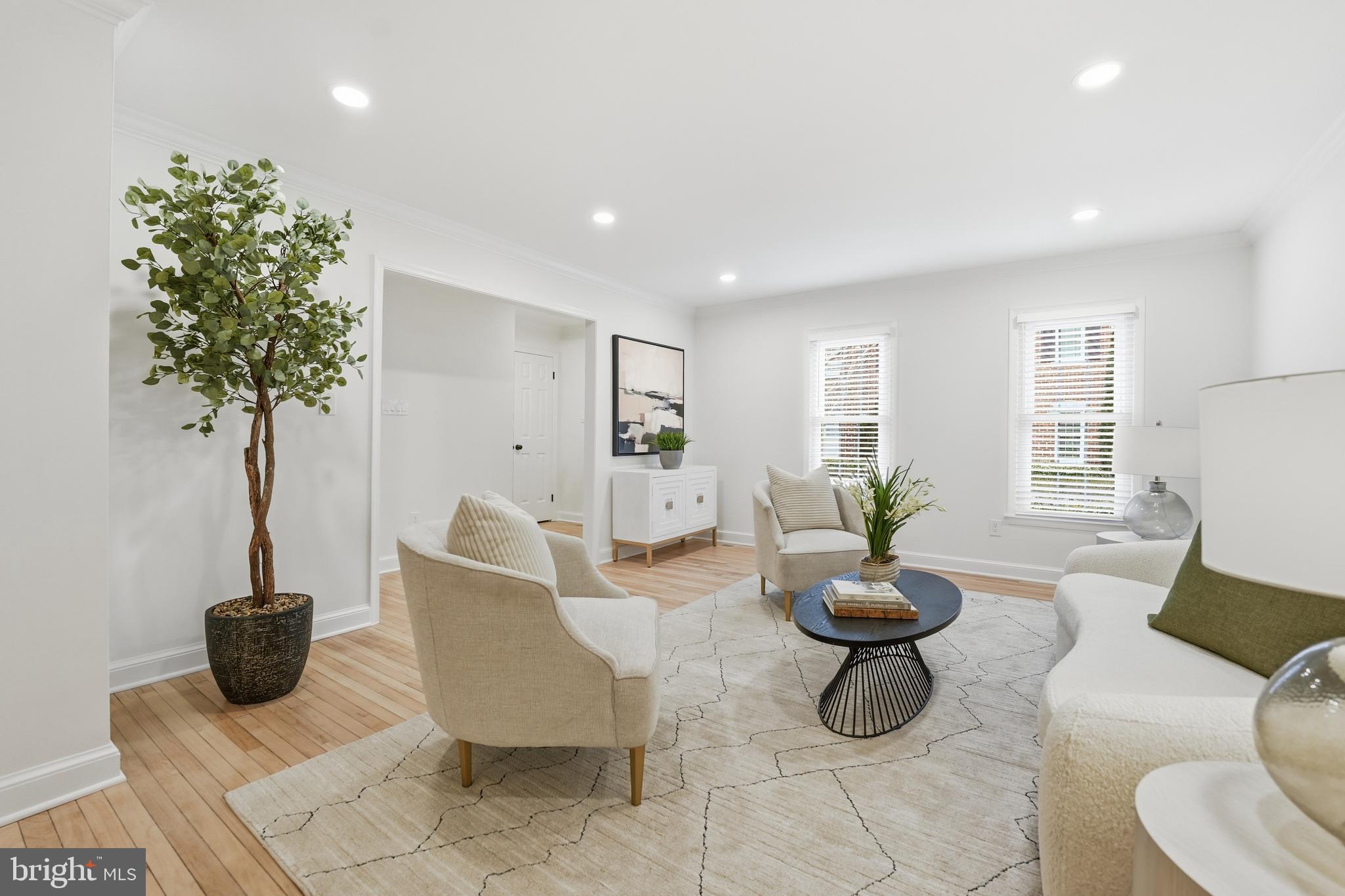 MADISON OF MCLEAN - Residential