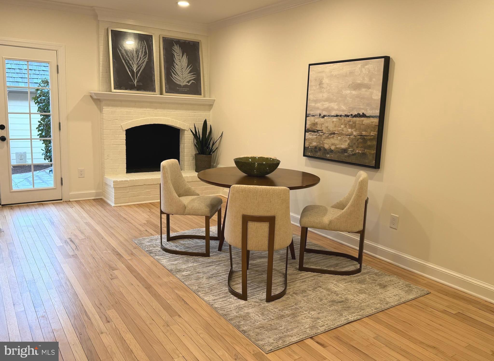 MADISON OF MCLEAN - Residential