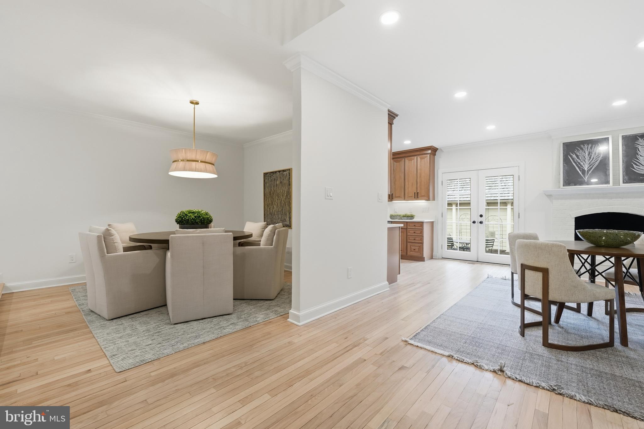 MADISON OF MCLEAN - Residential