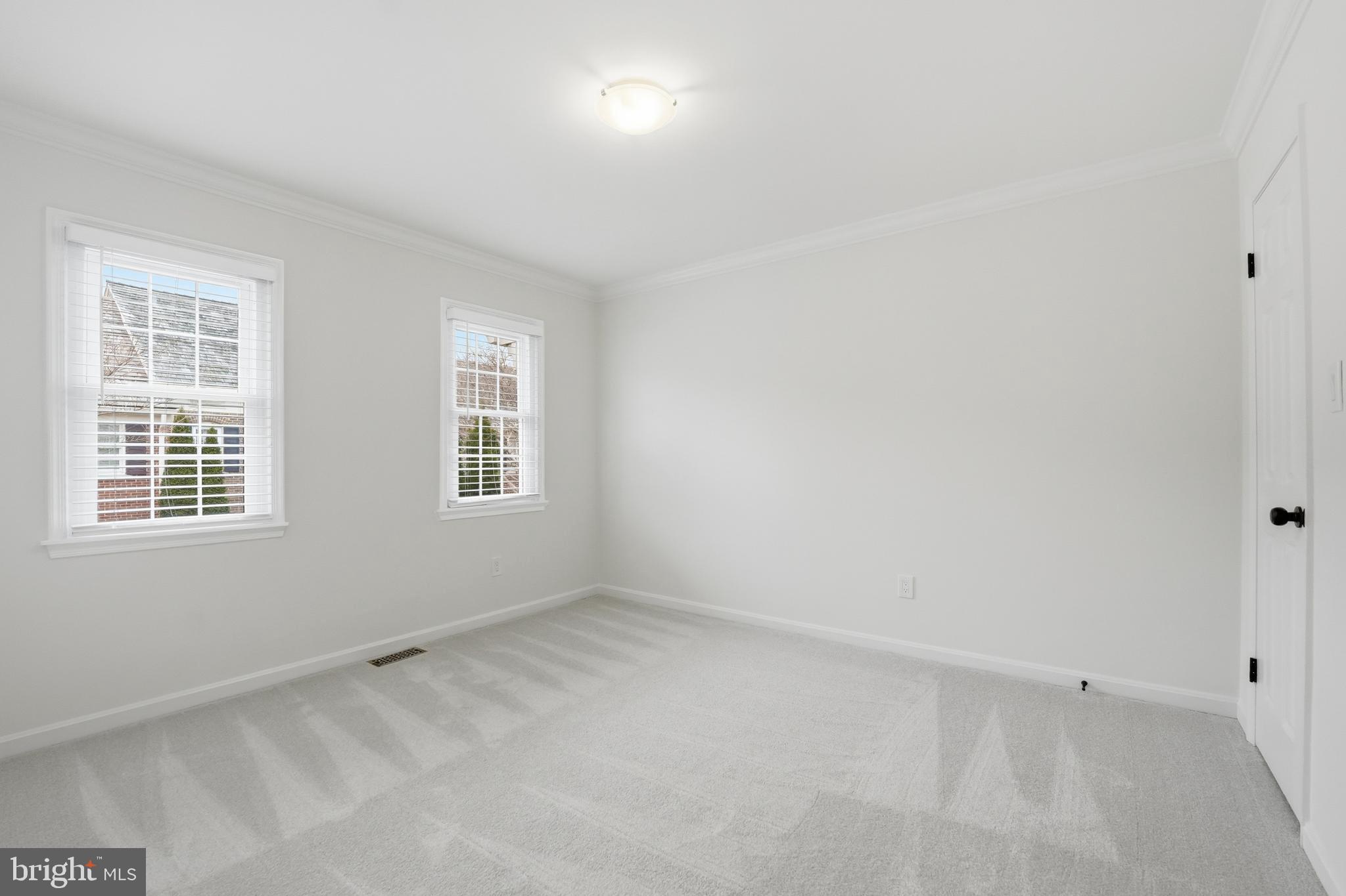 MADISON OF MCLEAN - Residential