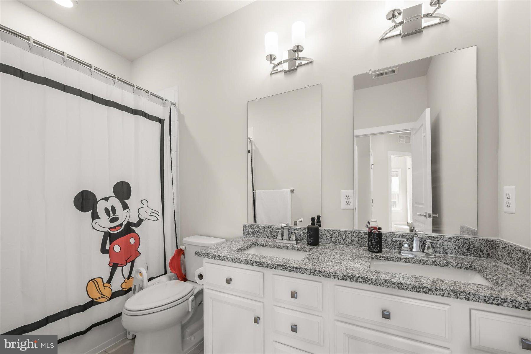 GREENLEIGH AT CROSSROADS - Residential