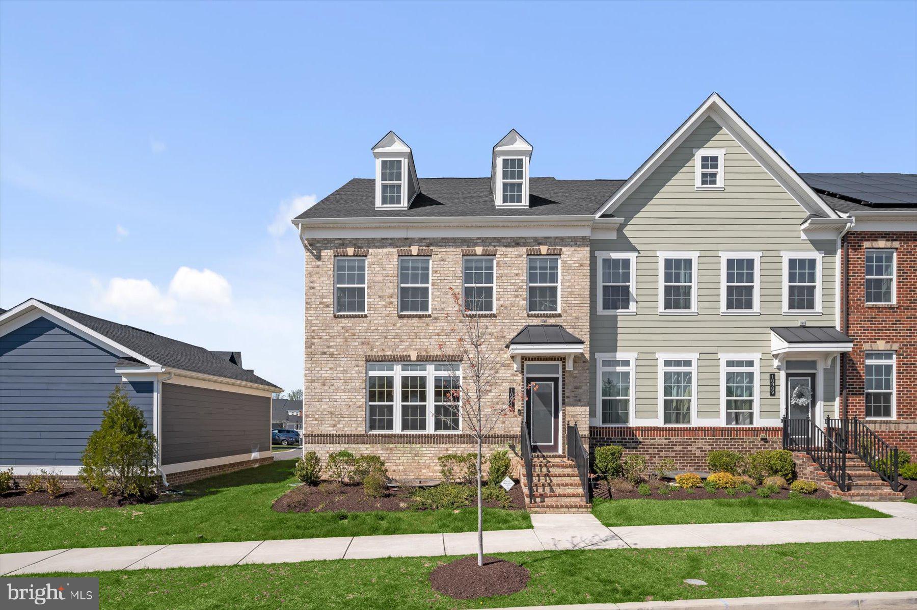 GREENLEIGH AT CROSSROADS - Residential