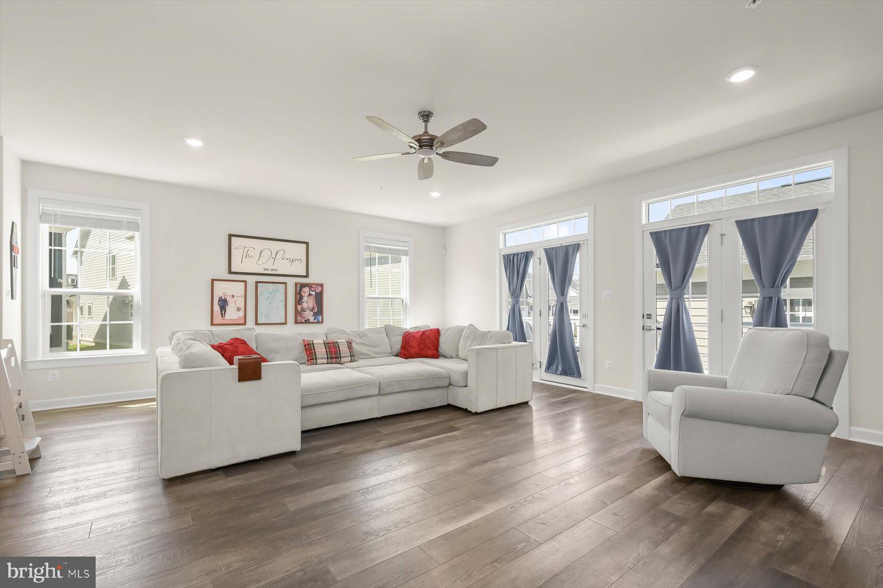 GREENLEIGH AT CROSSROADS - Residential