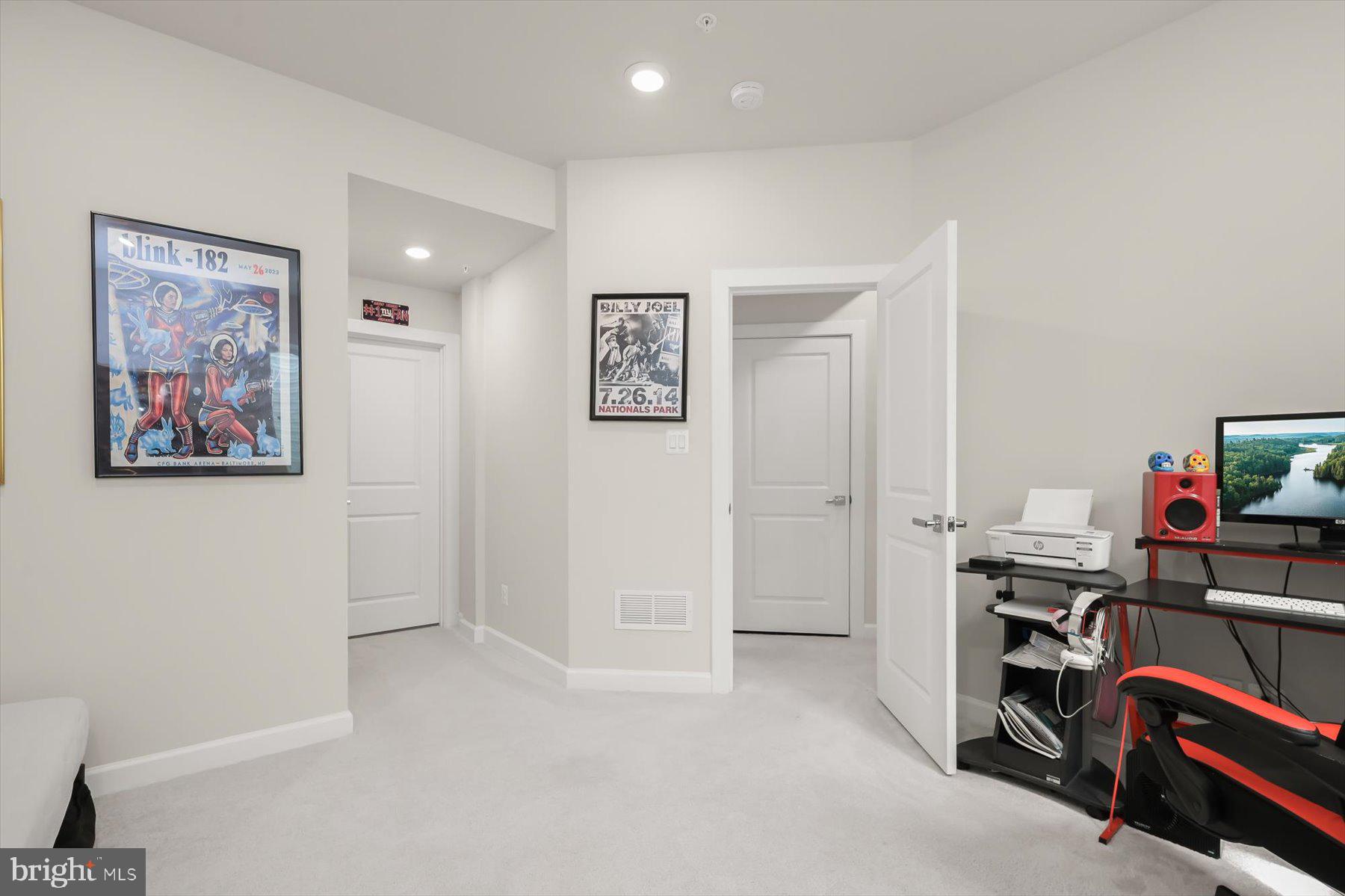 GREENLEIGH AT CROSSROADS - Residential