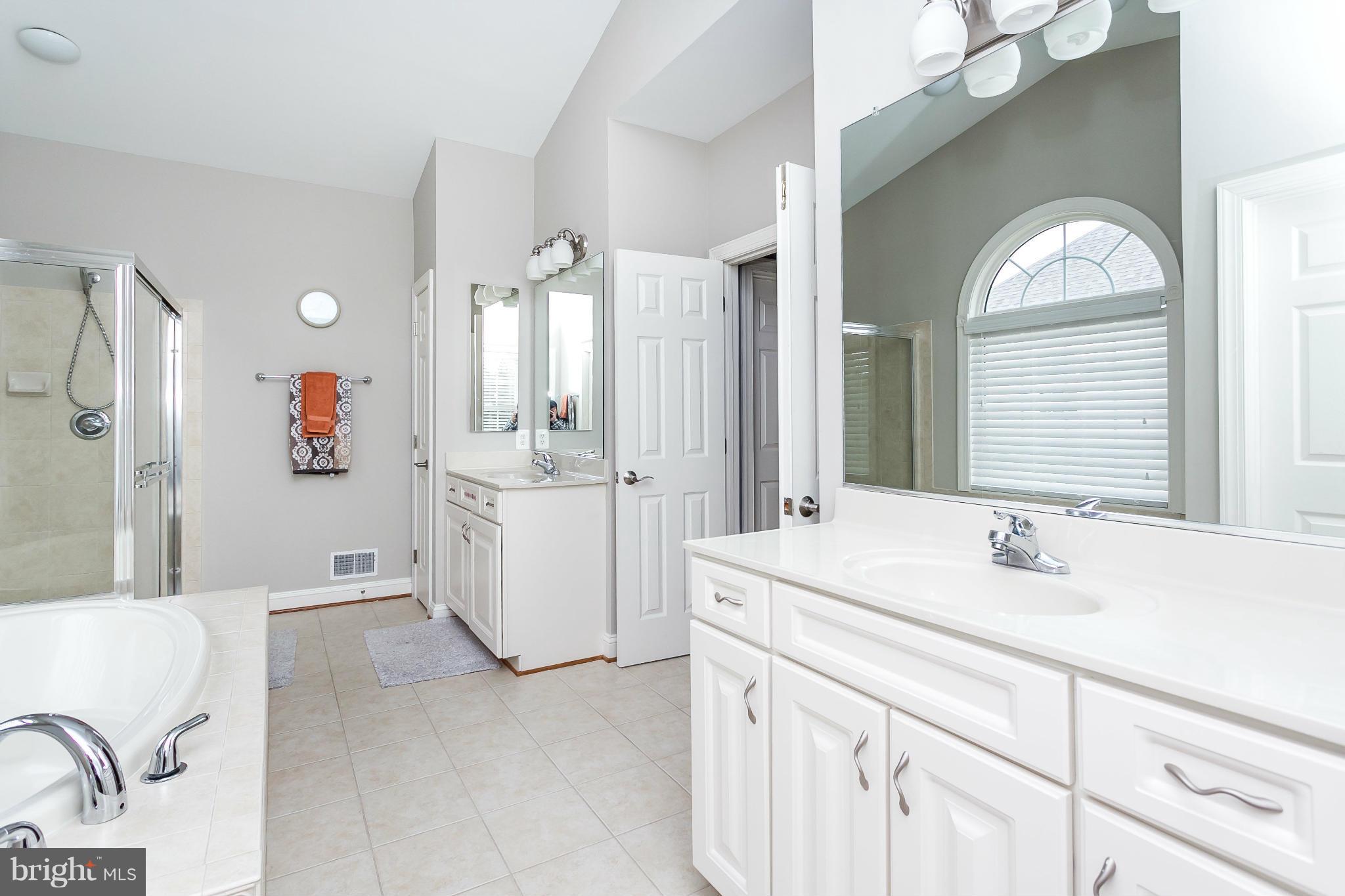 JENIFER RIDGE - Residential