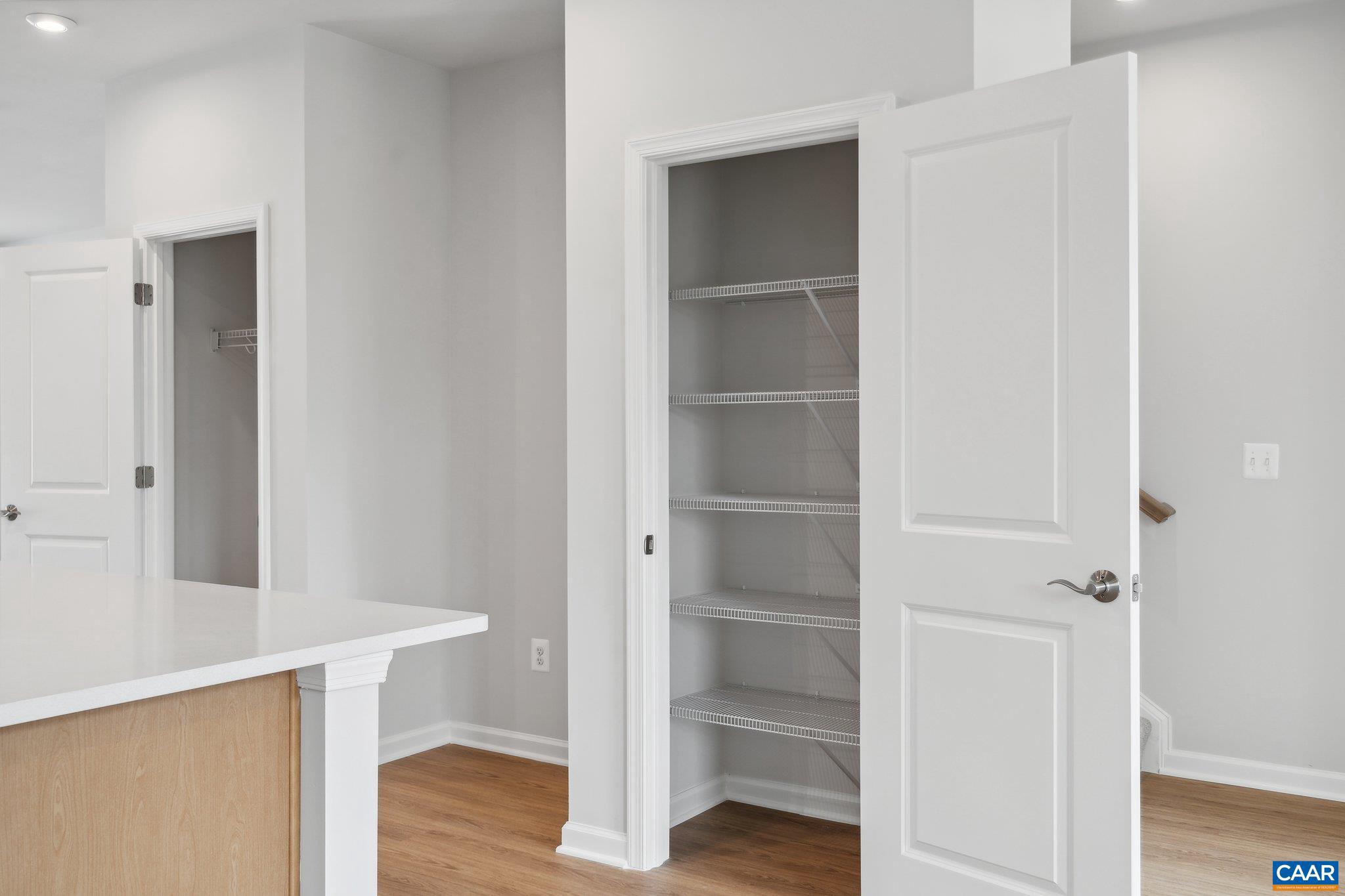 PLEASANT GREEN - Residential