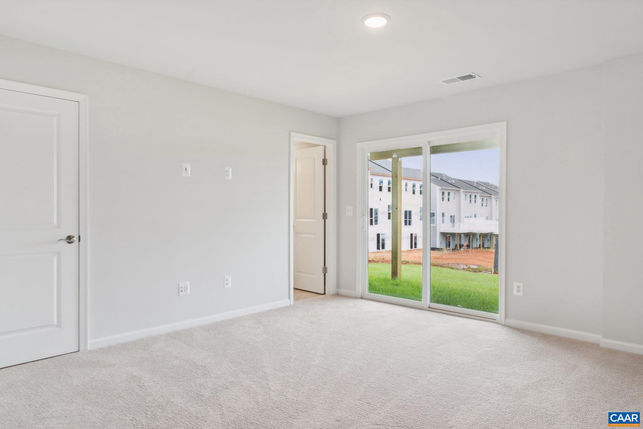 PLEASANT GREEN - Residential