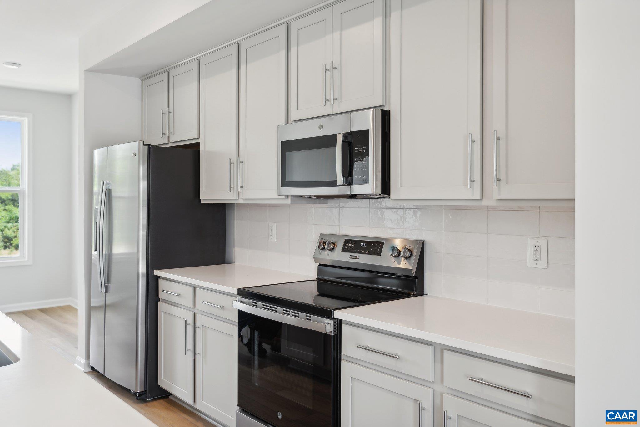 PLEASANT GREEN - Residential