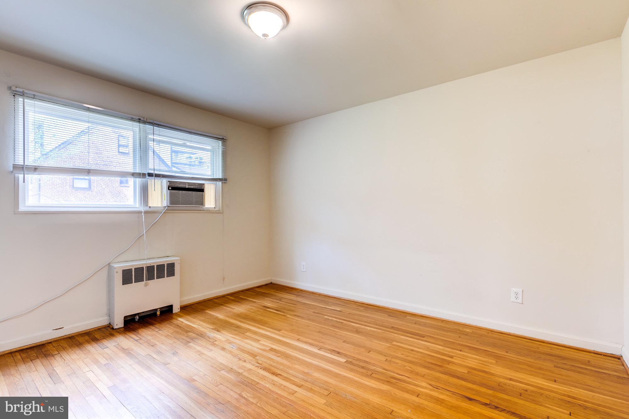 COURTHOUSE - Residential Lease