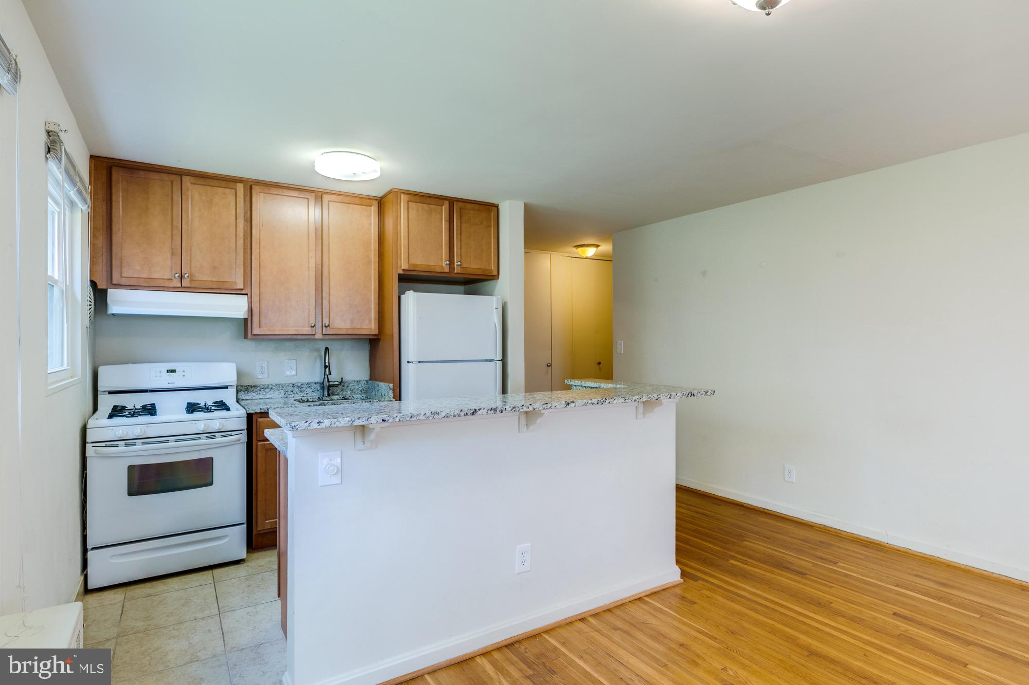 COURTHOUSE - Residential Lease