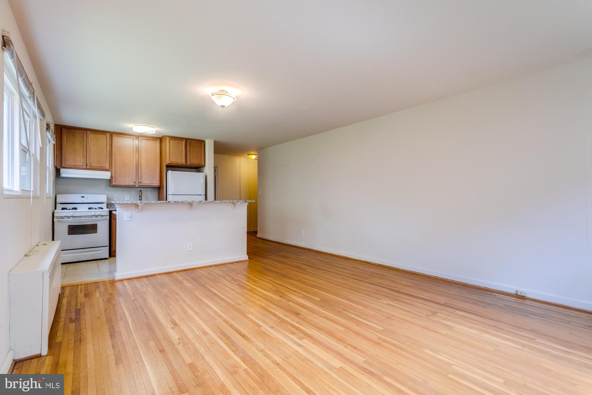 COURTHOUSE - Residential Lease